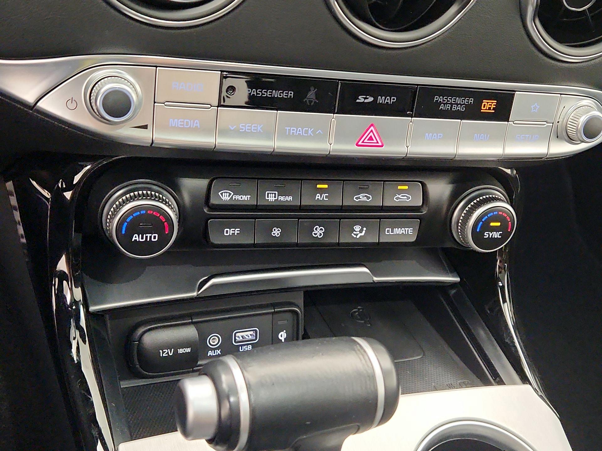 Thumbnail: 2020 Kia Stinger - 17