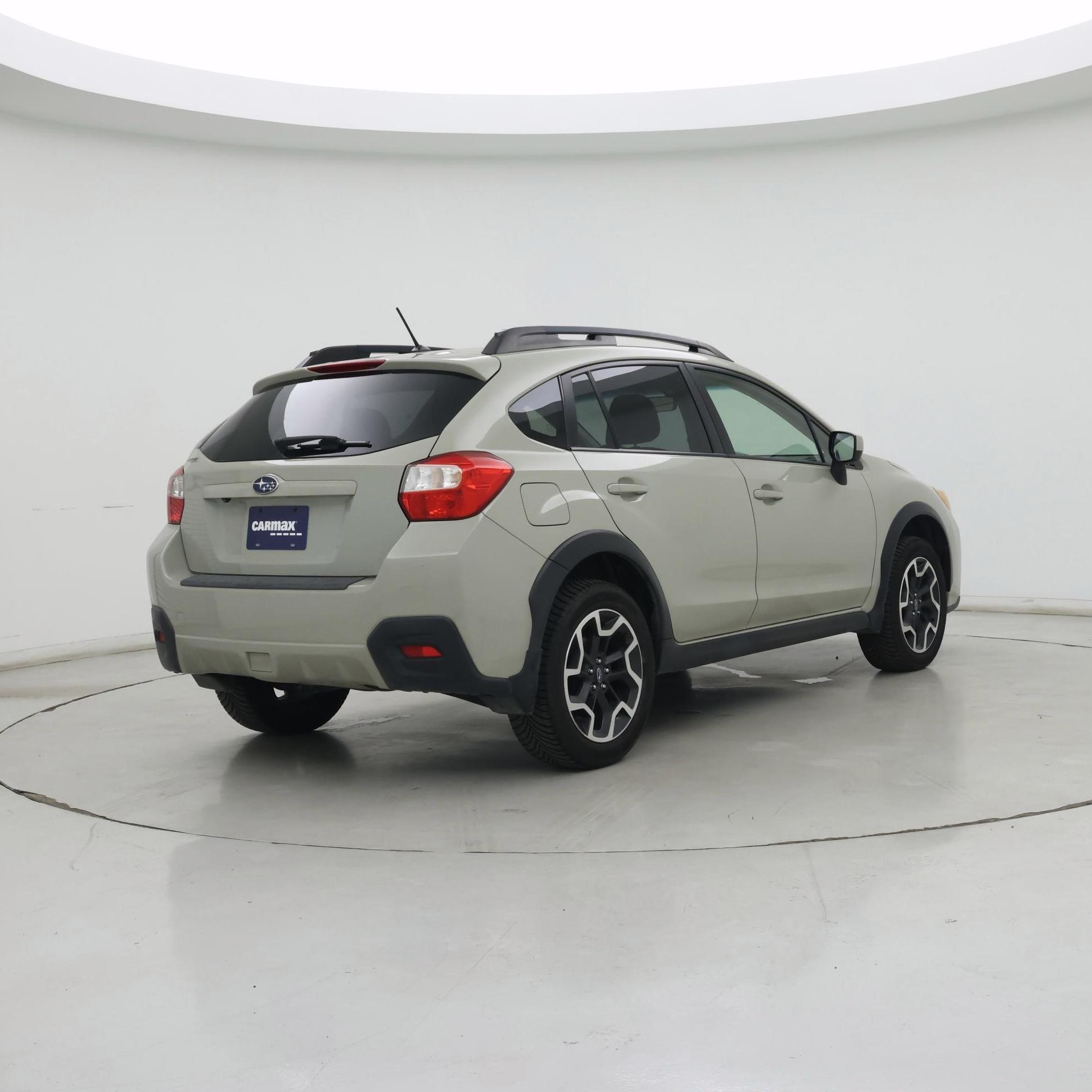 Thumbnail: 2017 Subaru Crosstrek - 8