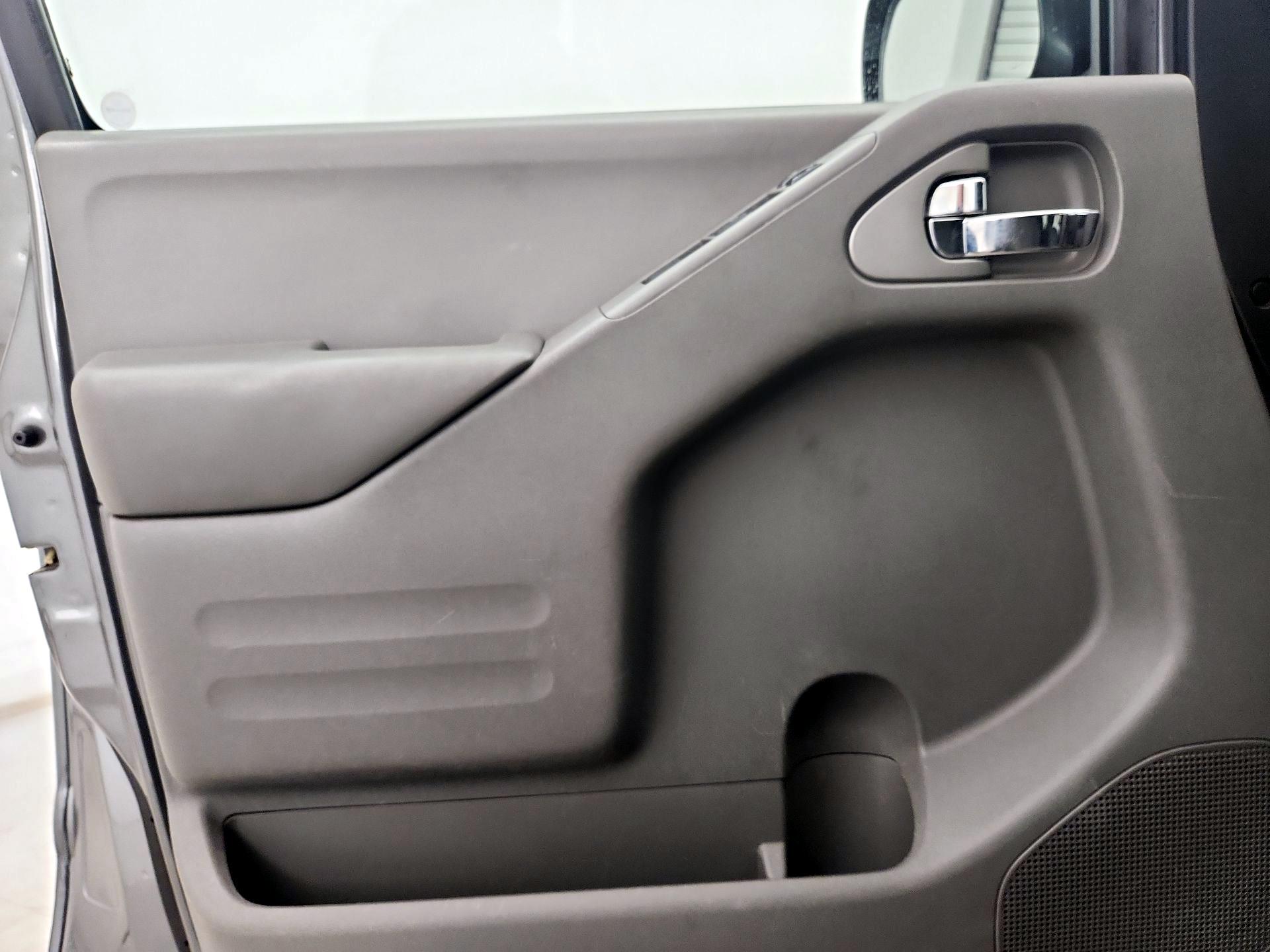 Thumbnail: 2016 Nissan Frontier - 12