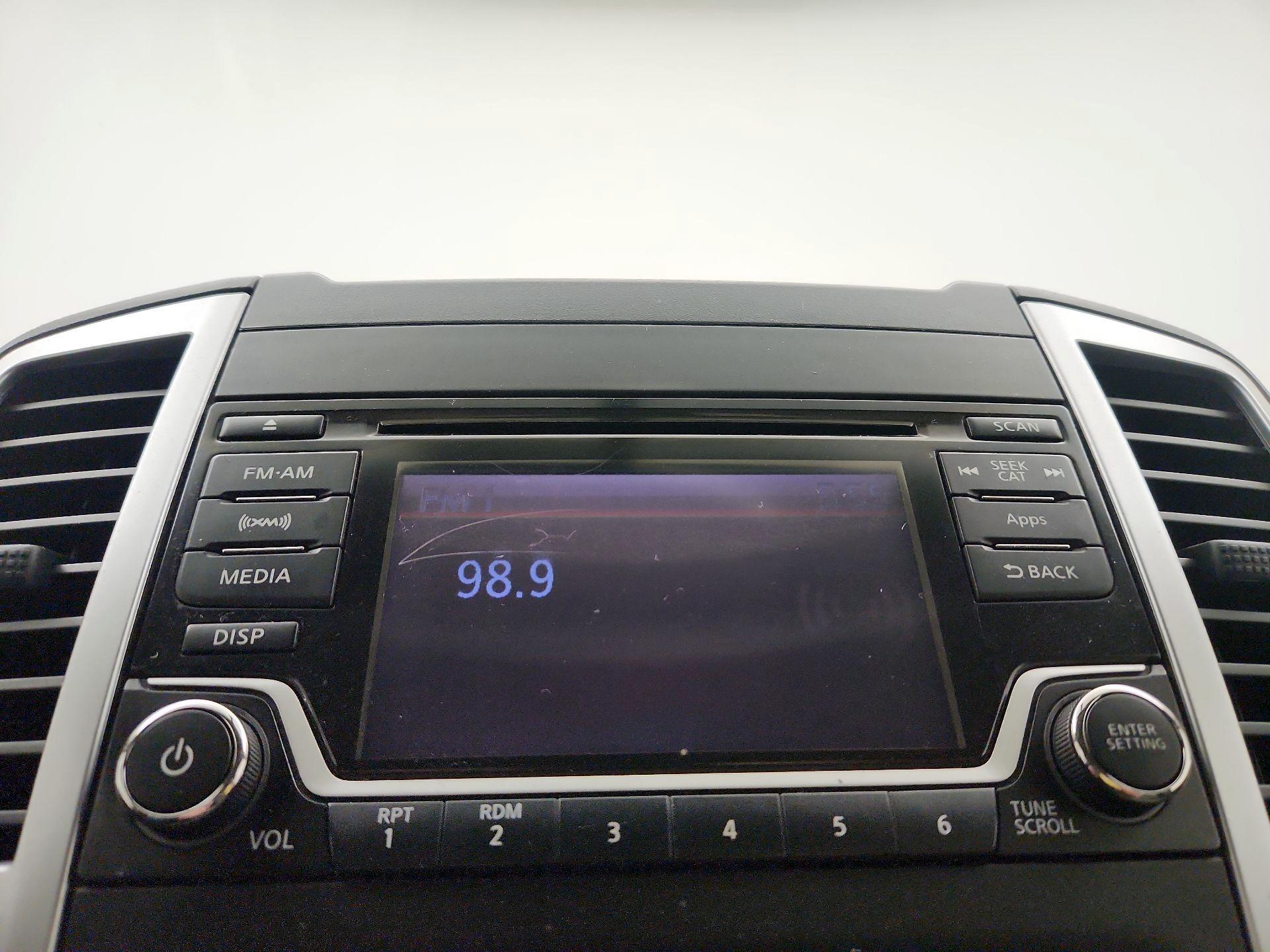 Thumbnail: 2016 Nissan Frontier - 14