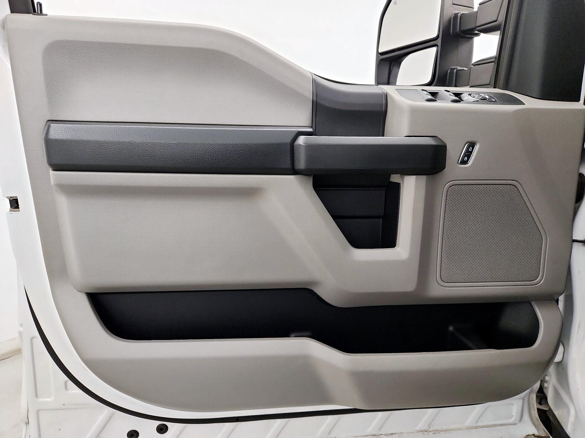 Thumbnail: 2019 Ford F-250 - 12