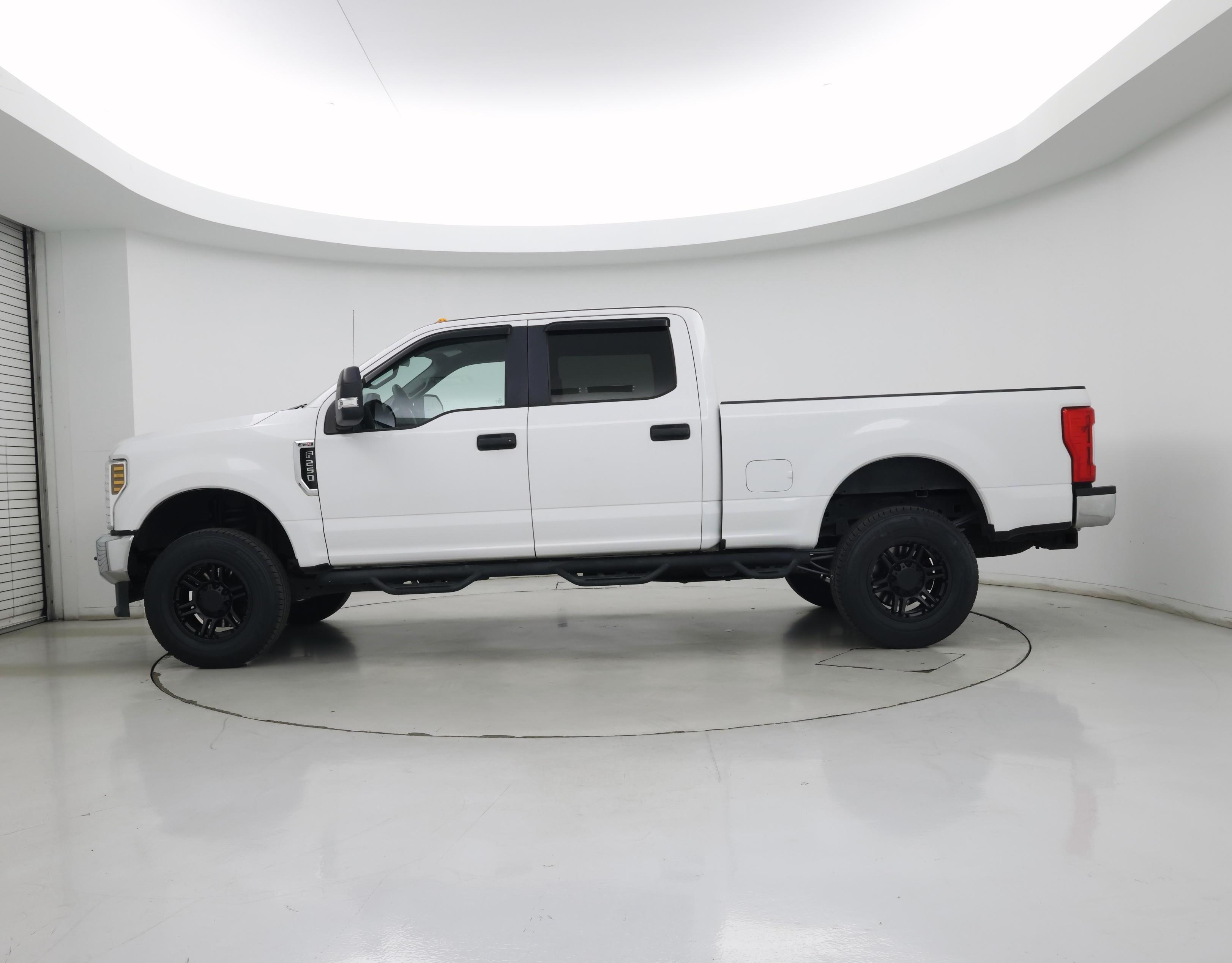 Thumbnail: 2019 Ford F-250 - 3