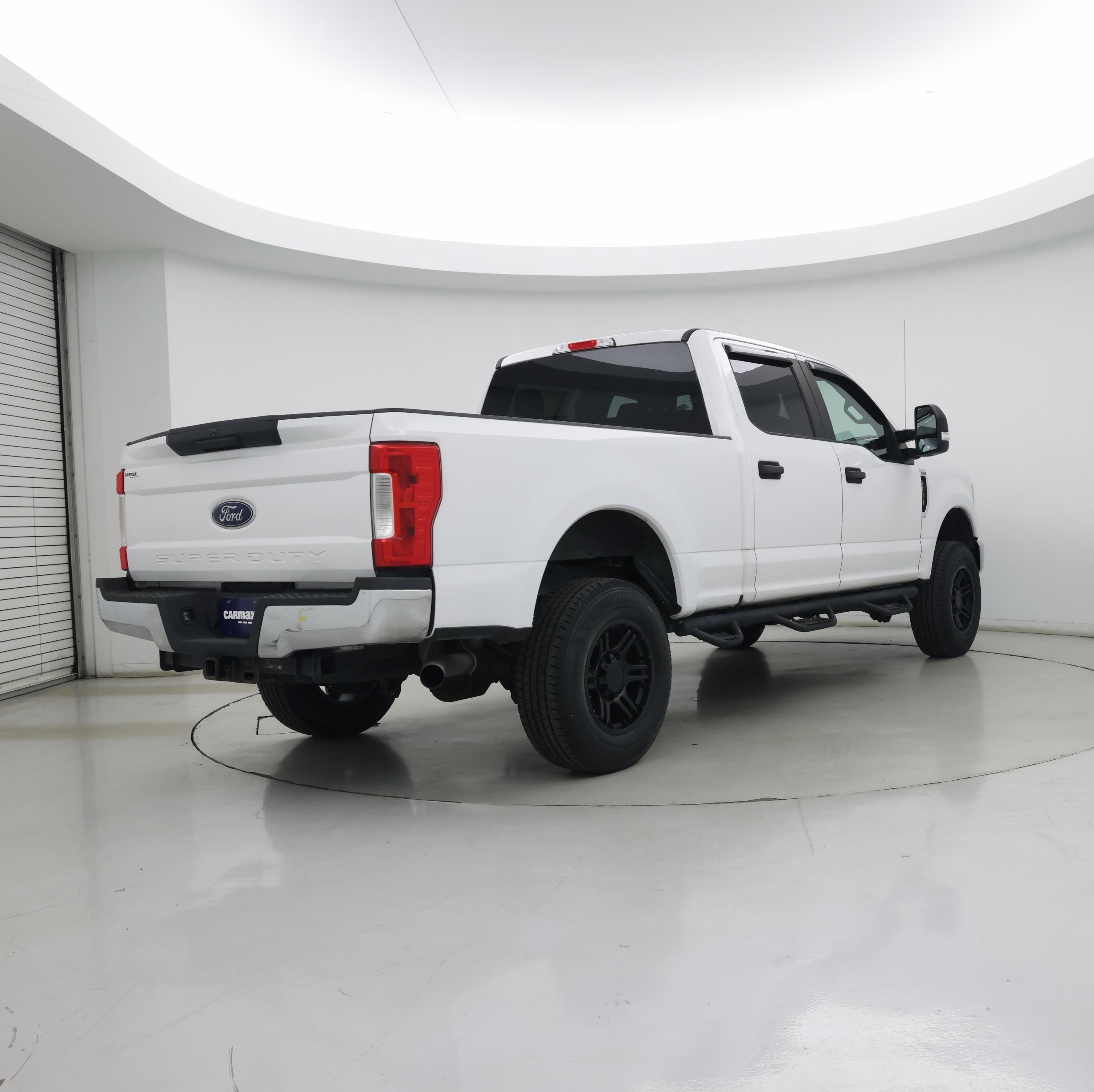 Thumbnail: 2019 Ford F-250 - 8