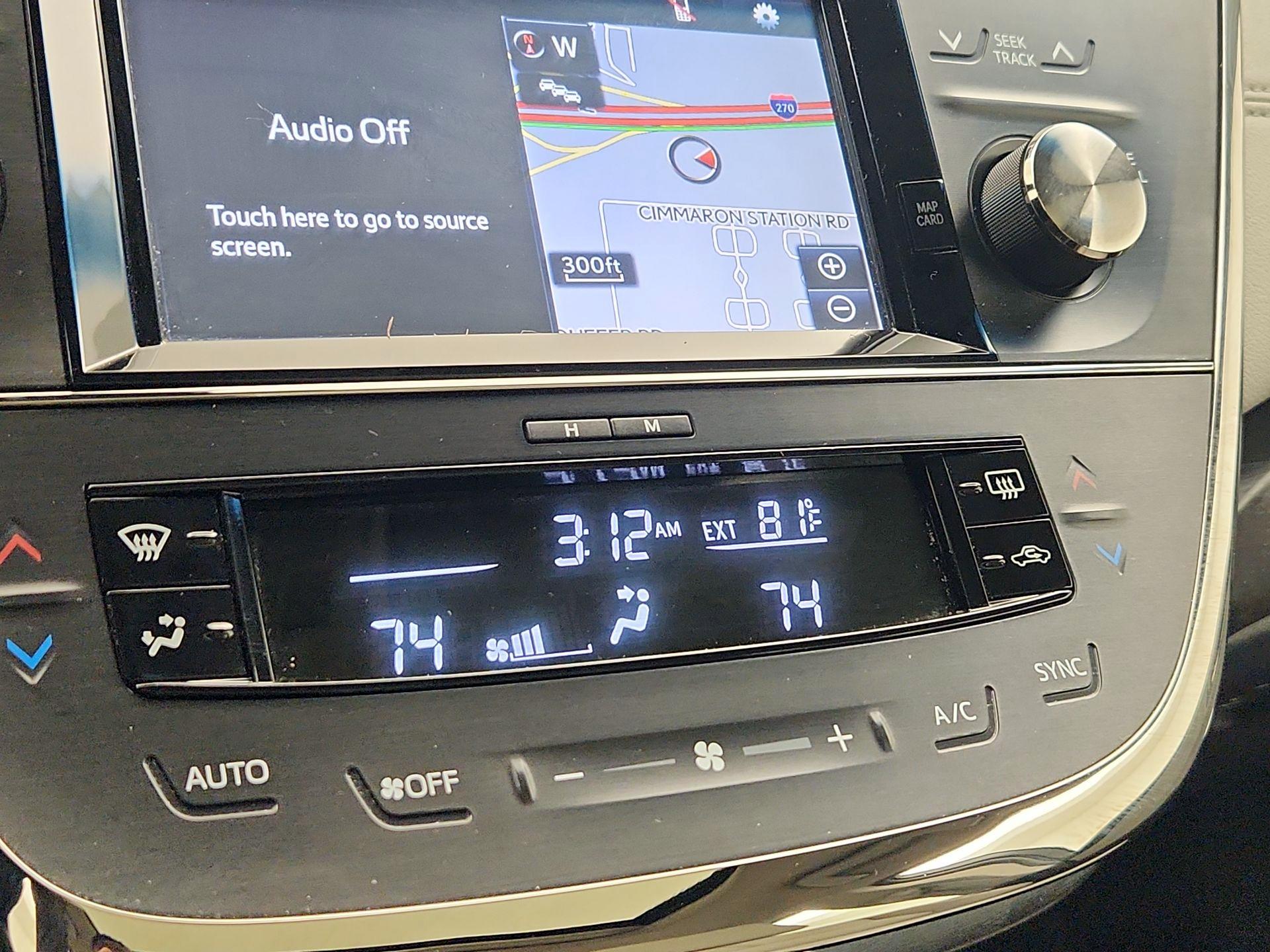 Thumbnail: 2018 Toyota Avalon - 17