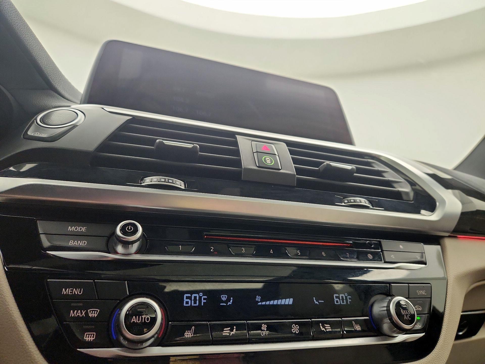 Thumbnail: 2019 BMW X3 - 17