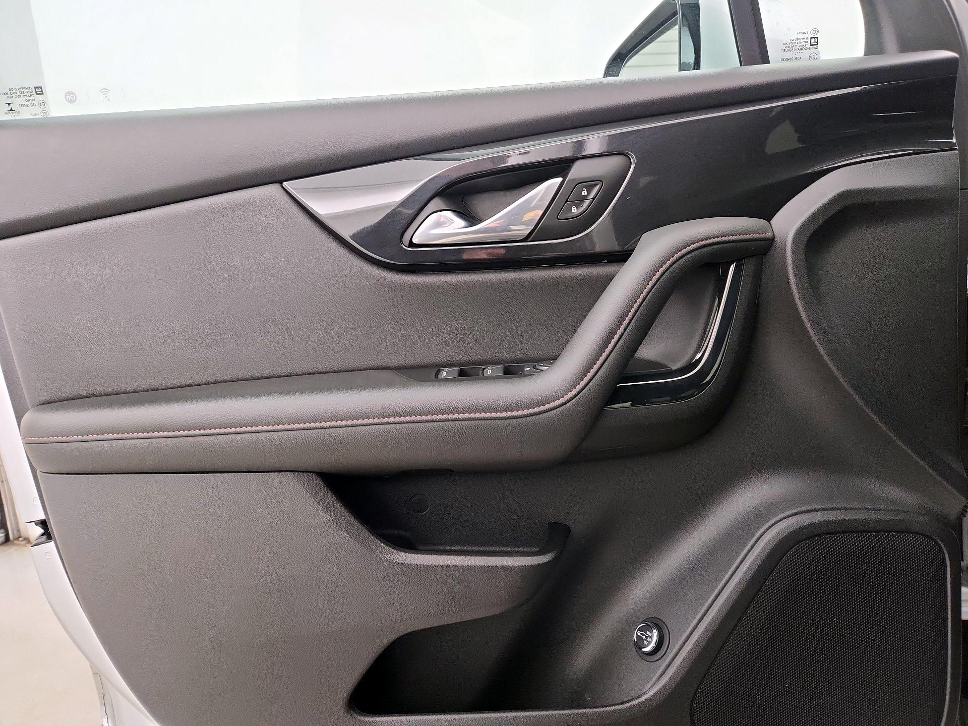 Thumbnail: 2021 Chevrolet Blazer - 12