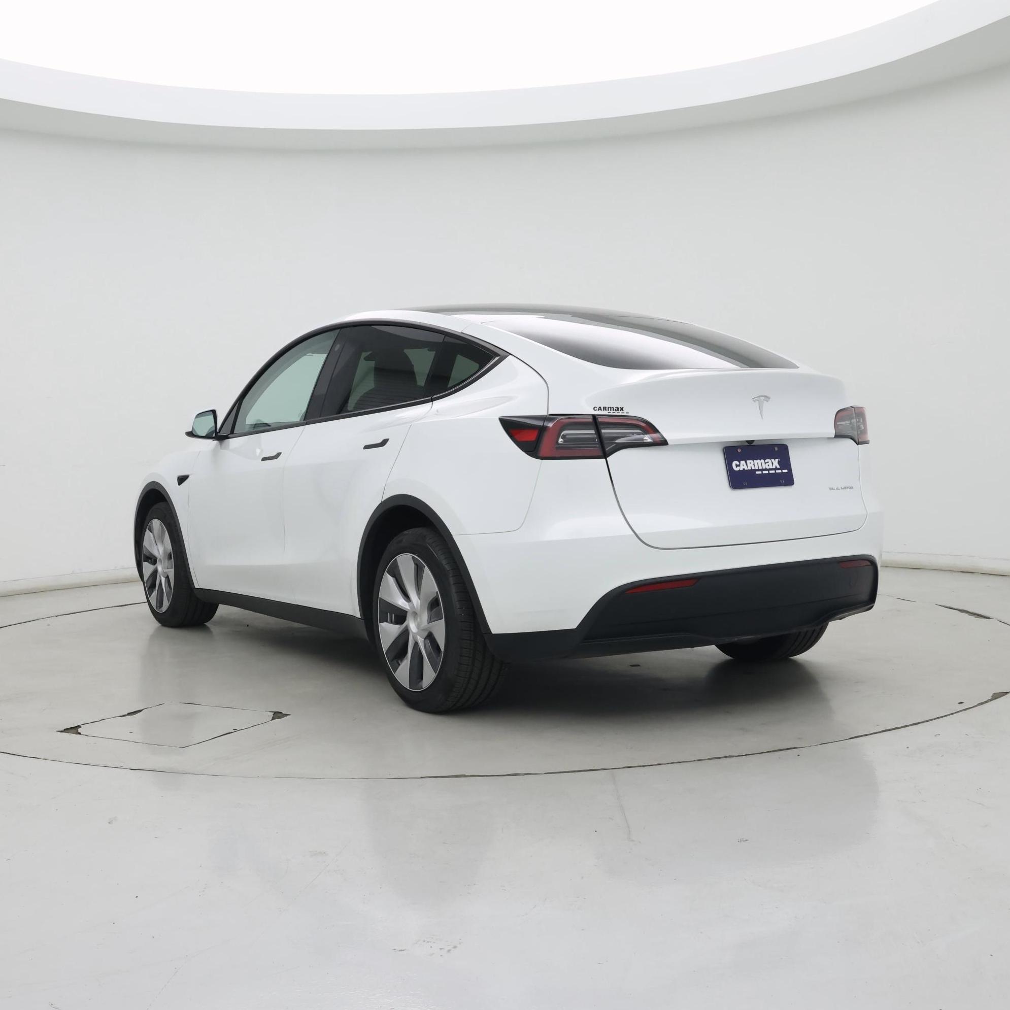 Thumbnail: 2023 Tesla Model Y - 2