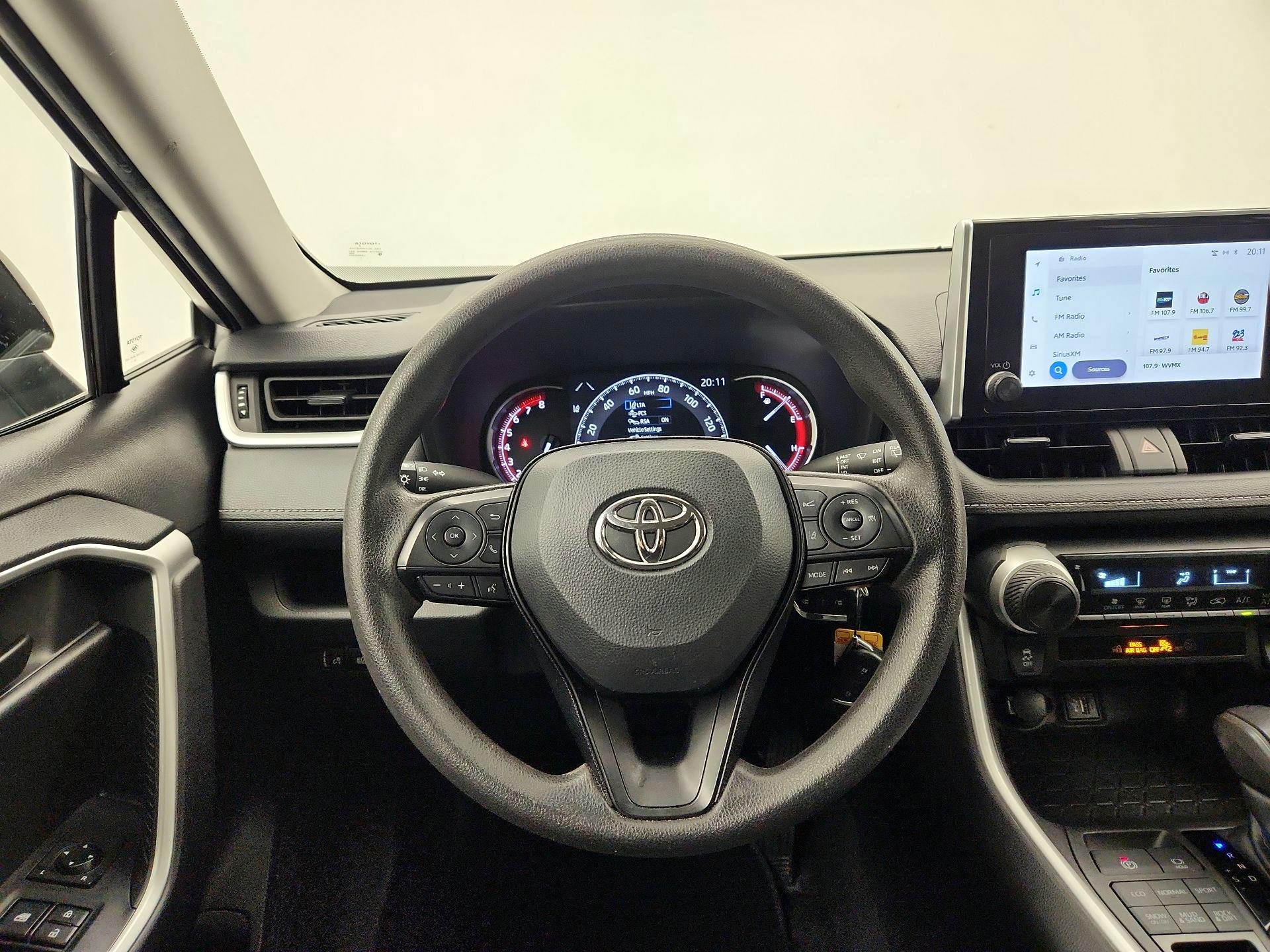 Thumbnail: 2023 Toyota RAV4 - 10