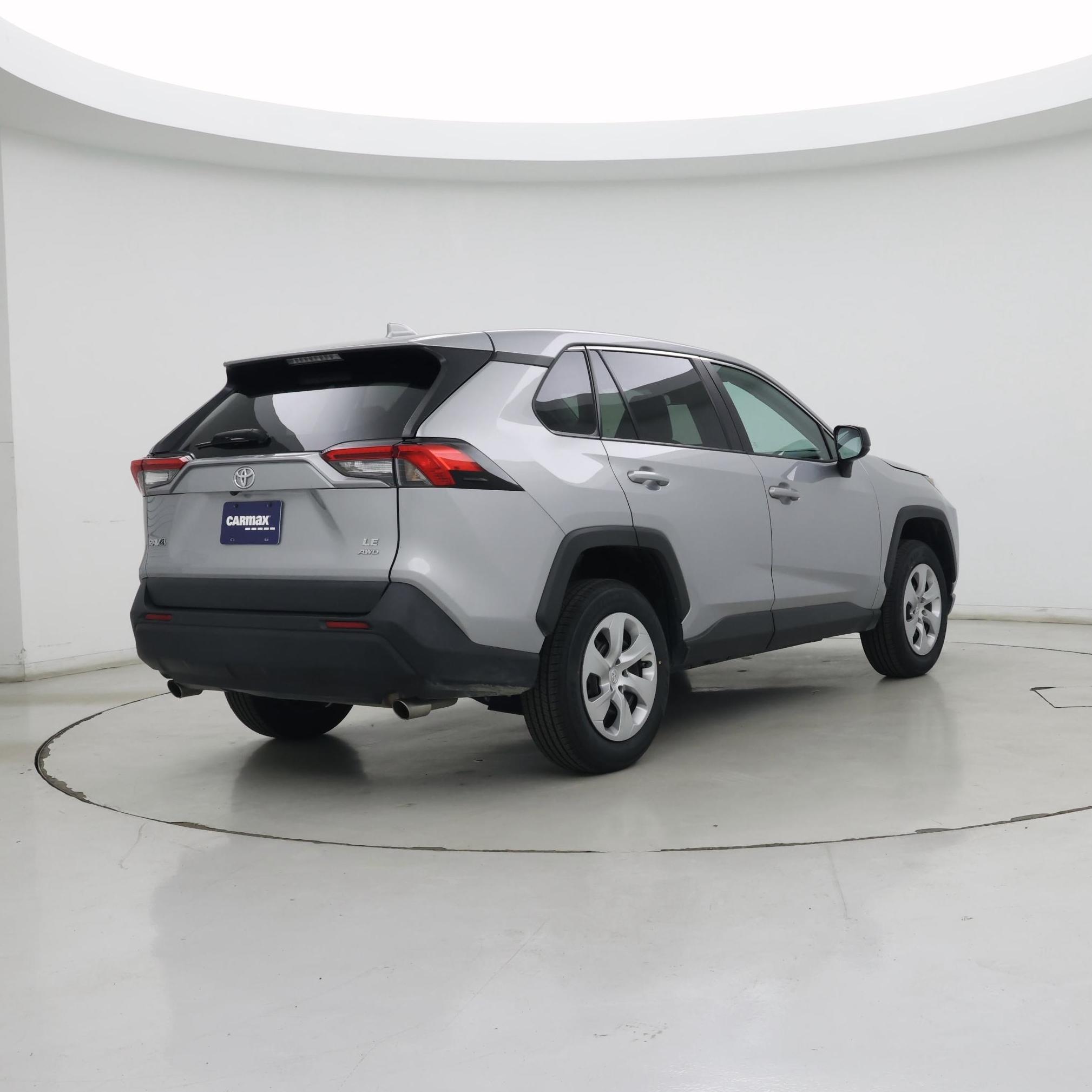 Thumbnail: 2023 Toyota RAV4 - 8