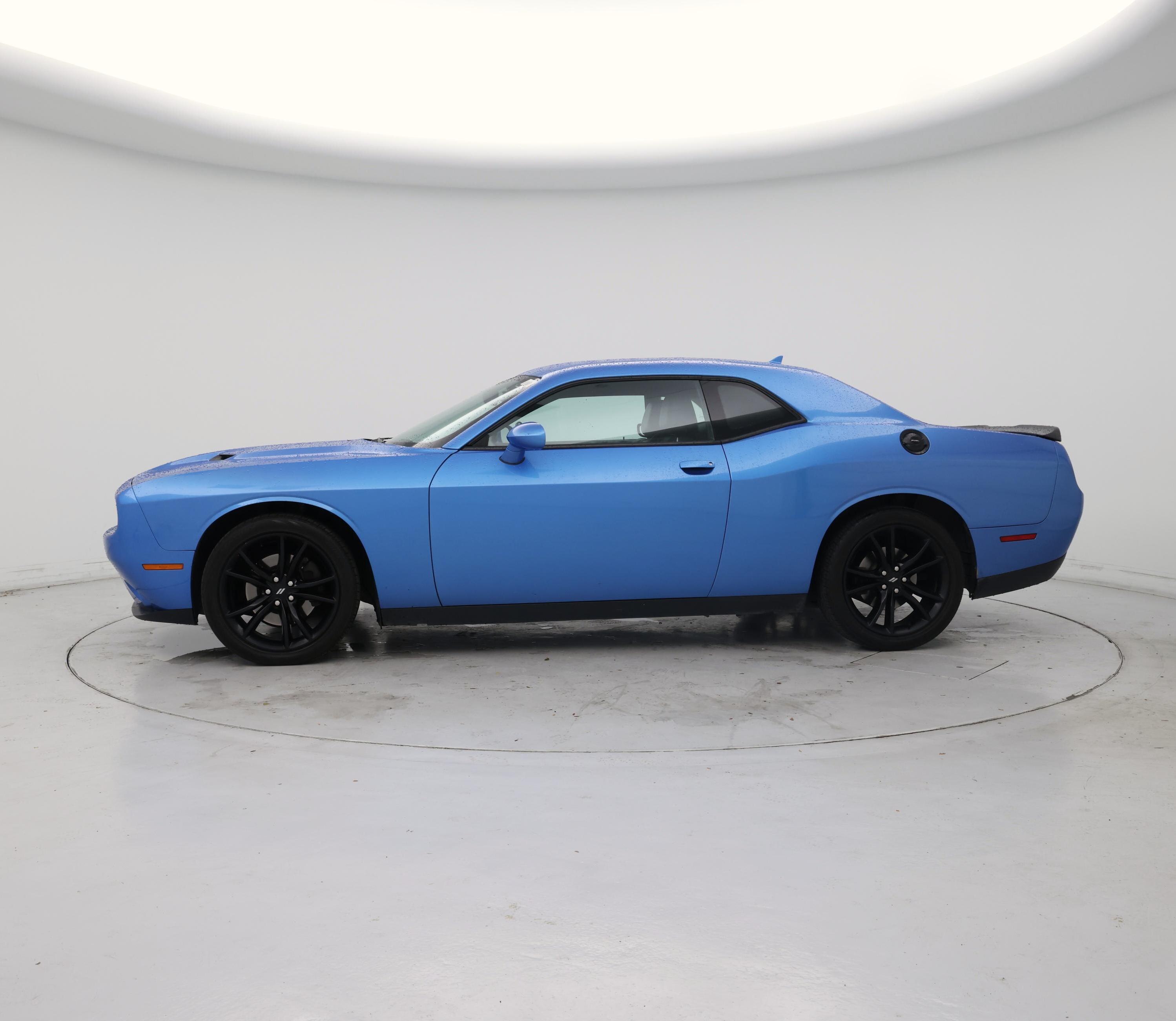 Thumbnail: 2018 Dodge Challenger - 3