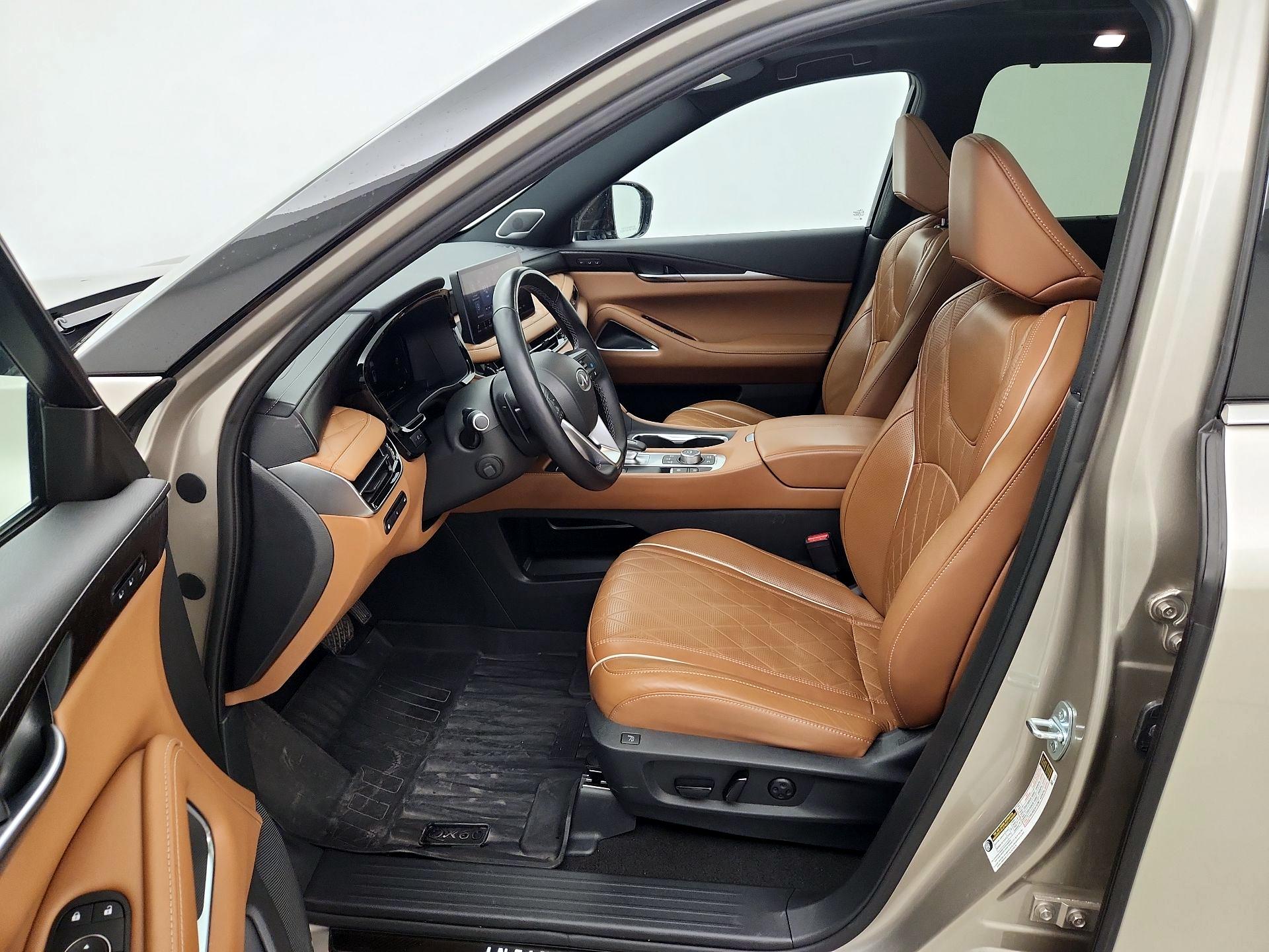 Thumbnail: 2023 INFINITI QX60 - 11
