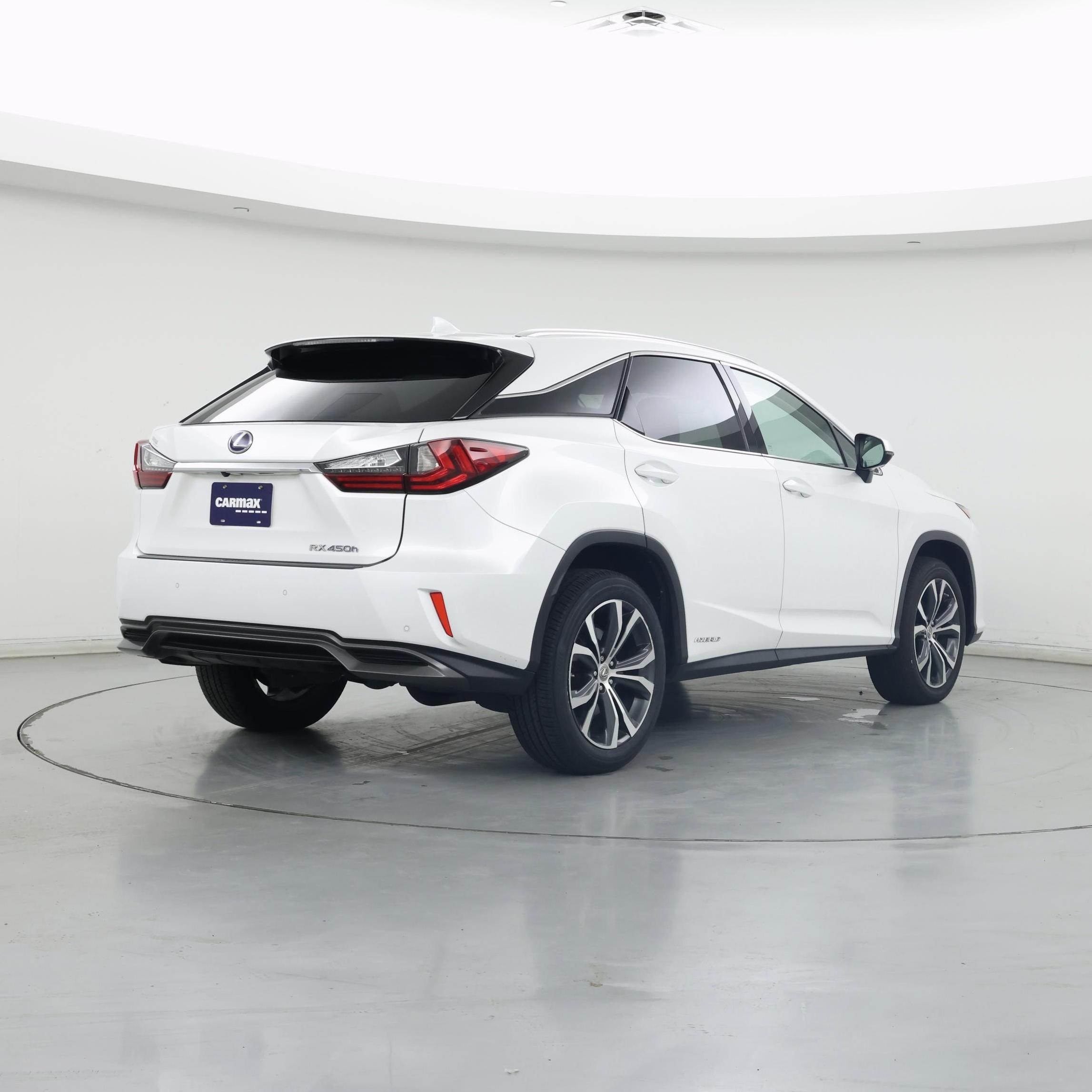 Thumbnail: 2017 Lexus RX - 8