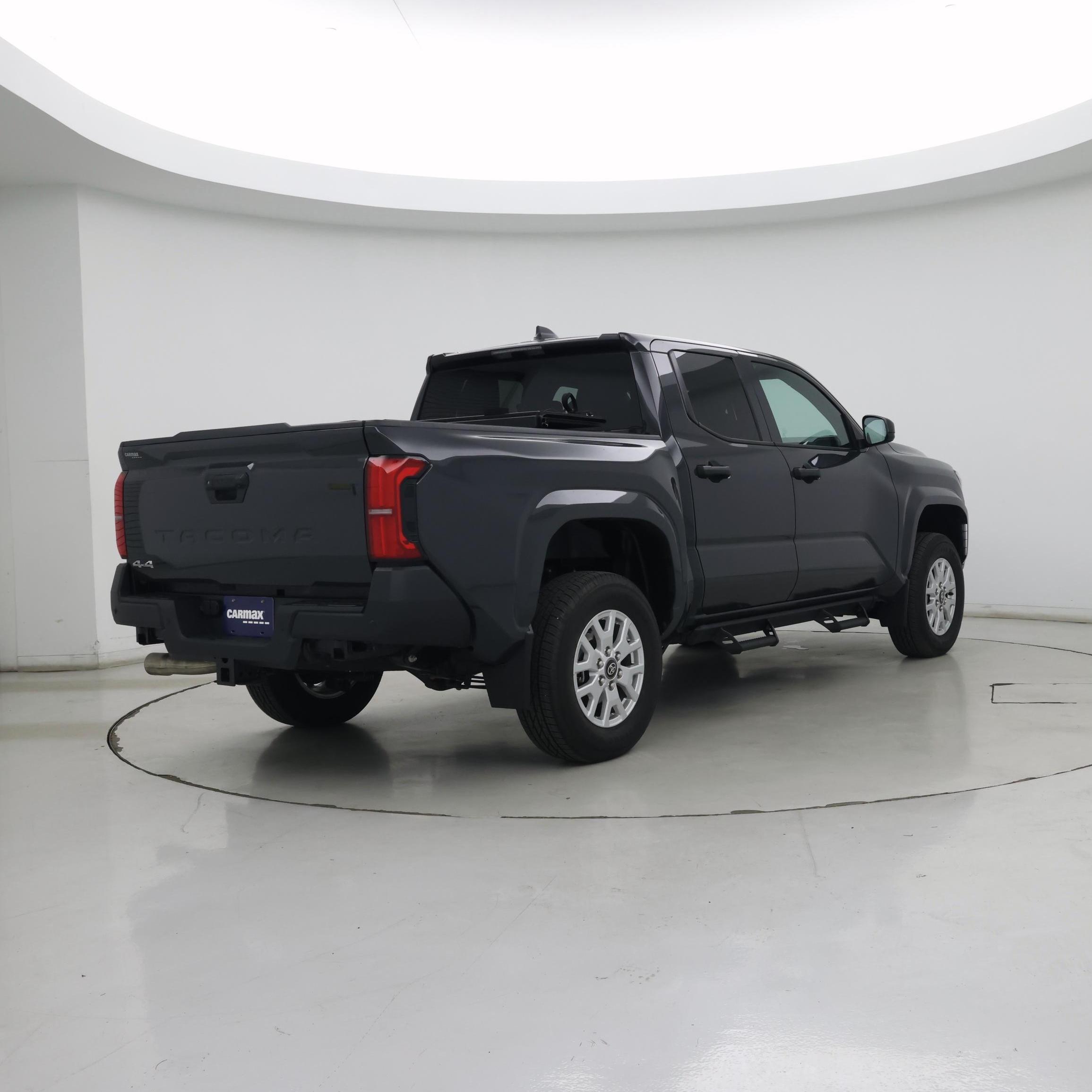 Thumbnail: 2024 Toyota Tacoma - 8