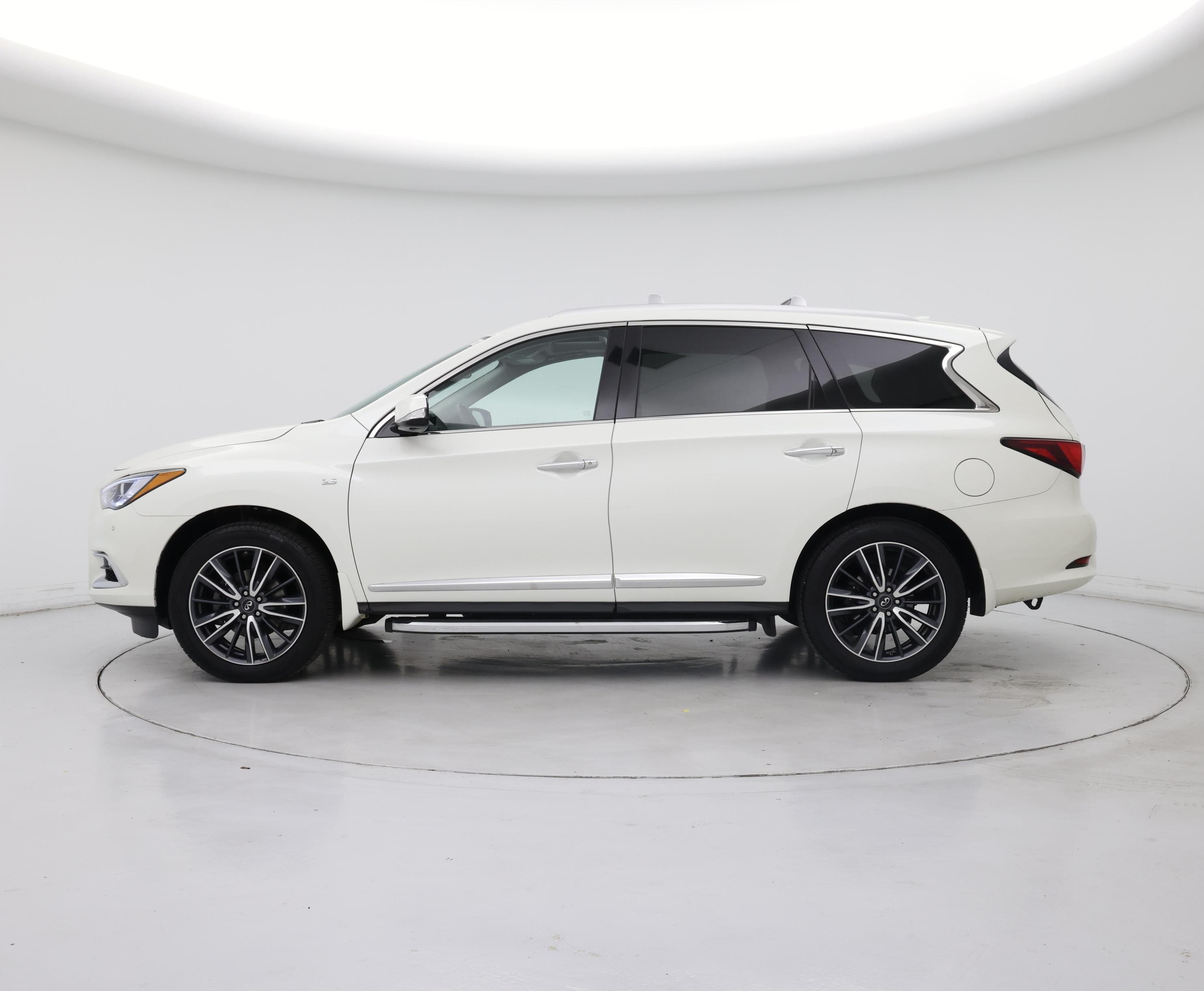 Thumbnail: 2018 INFINITI QX60 - 3