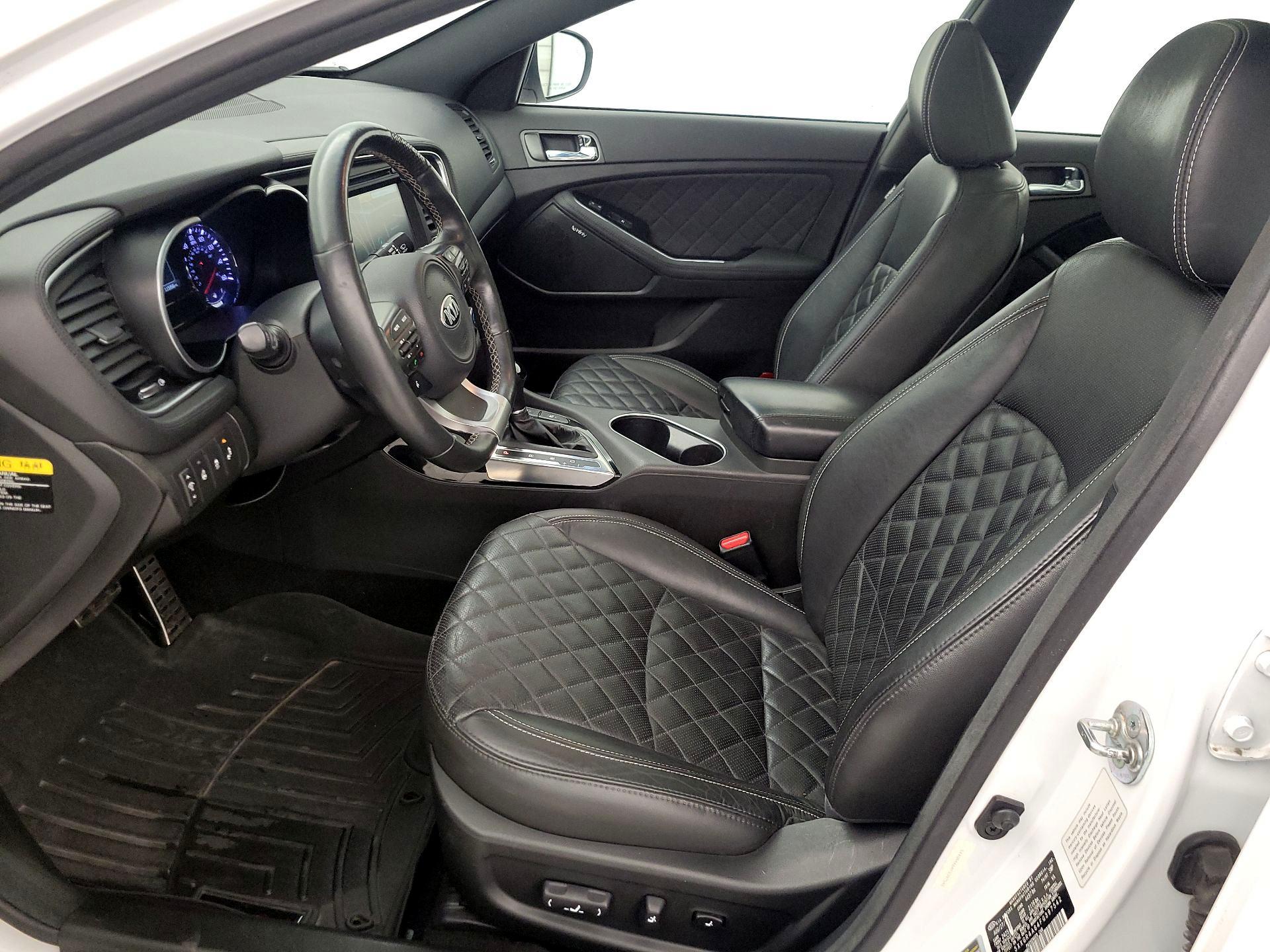 Thumbnail: 2015 Kia Optima - 11