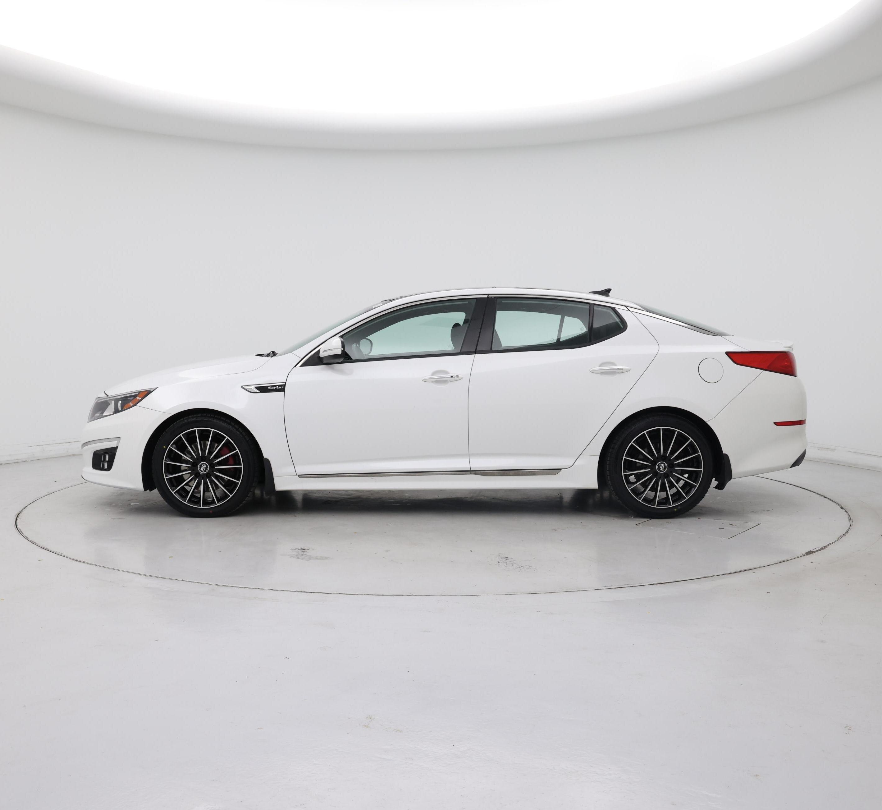 Thumbnail: 2015 Kia Optima - 3