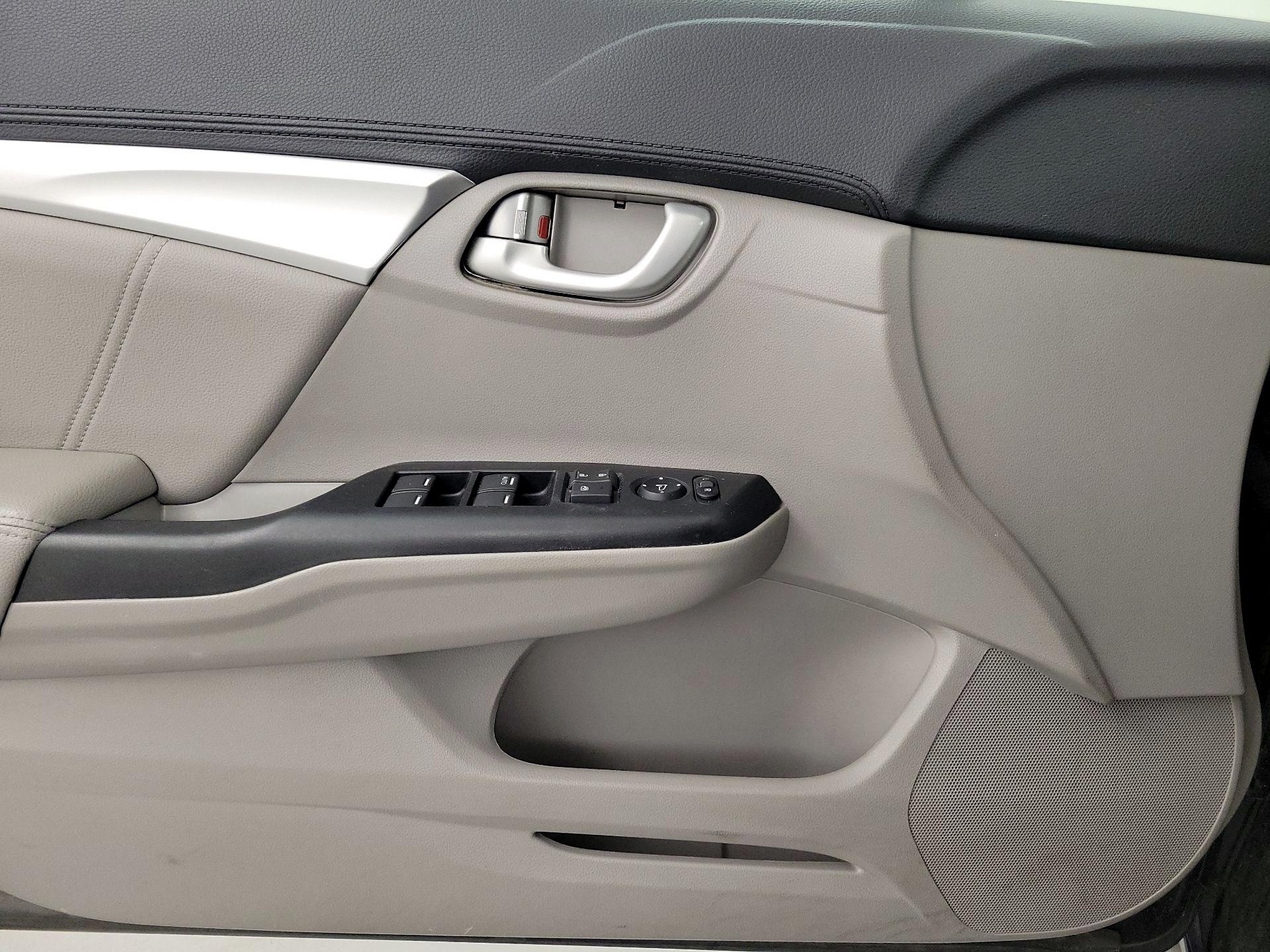 Thumbnail: 2015 Honda Civic - 12