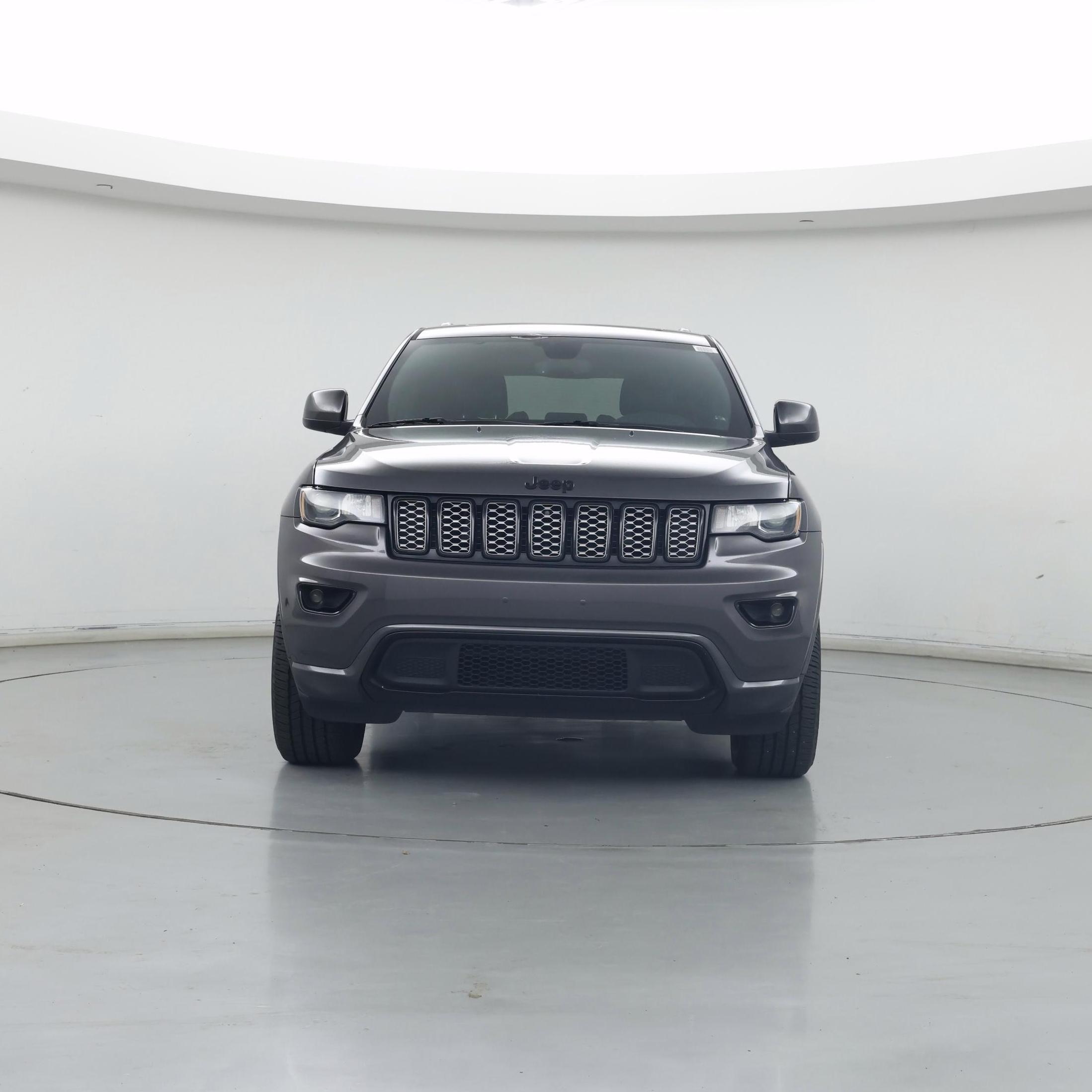 Thumbnail: 2018 Jeep Grand Cherokee - 5