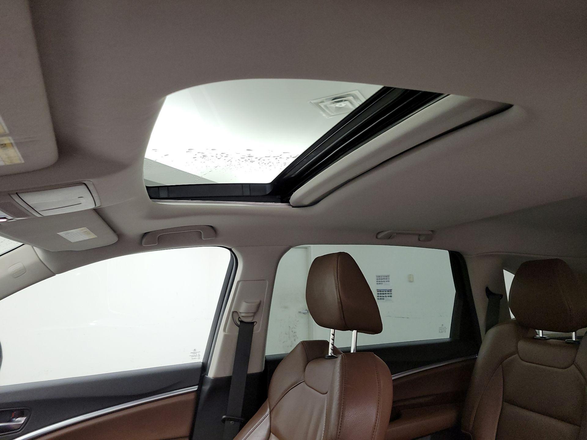 Thumbnail: 2018 Acura MDX - 18