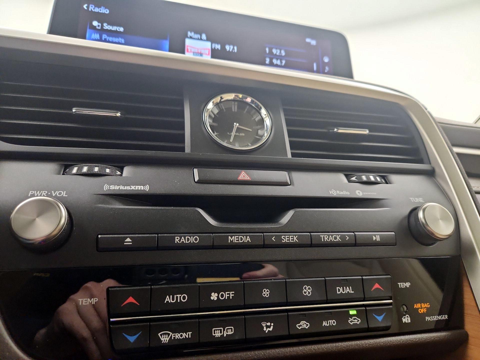 Thumbnail: 2020 Lexus RX - 17