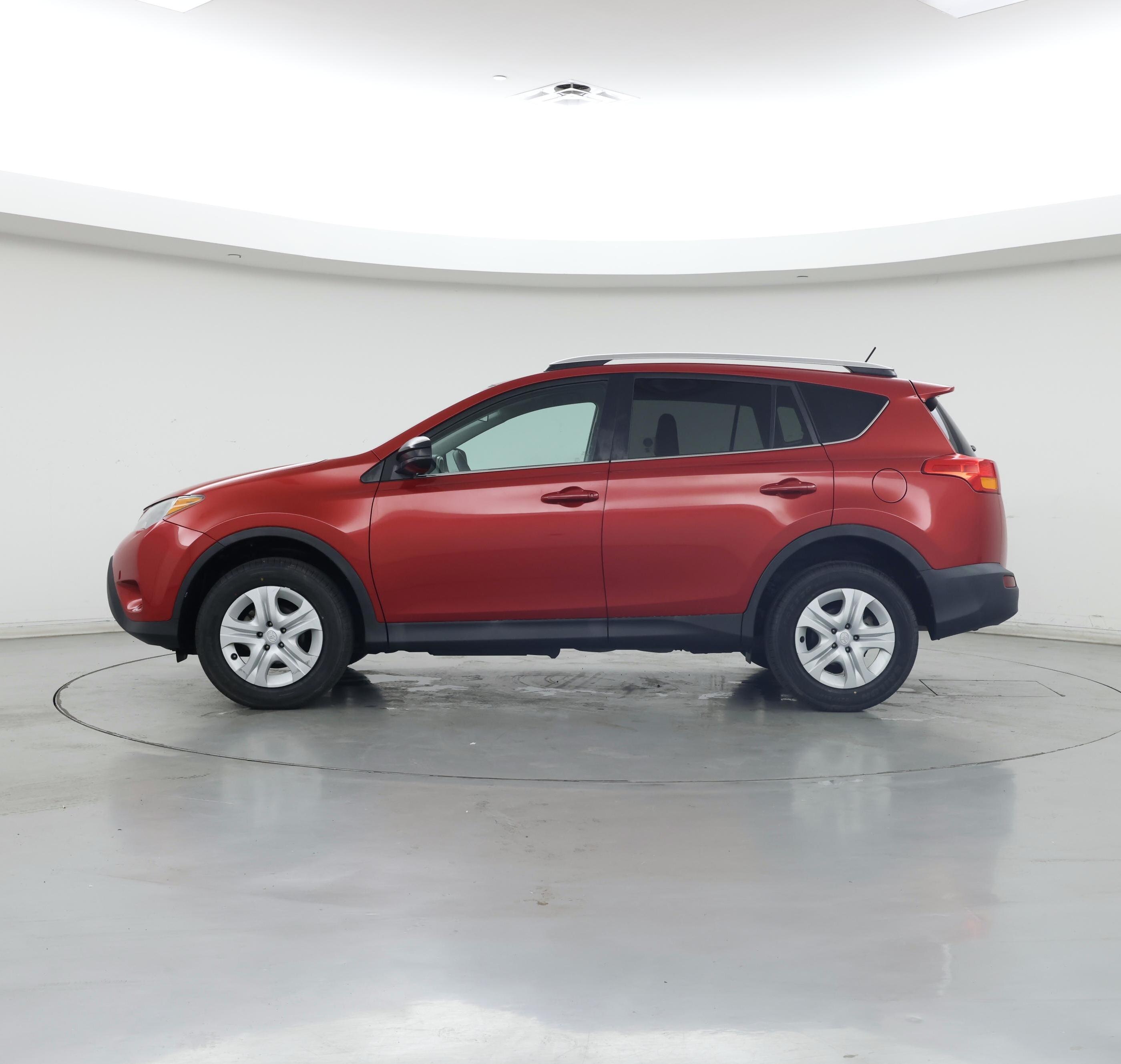 Thumbnail: 2015 Toyota RAV4 - 3