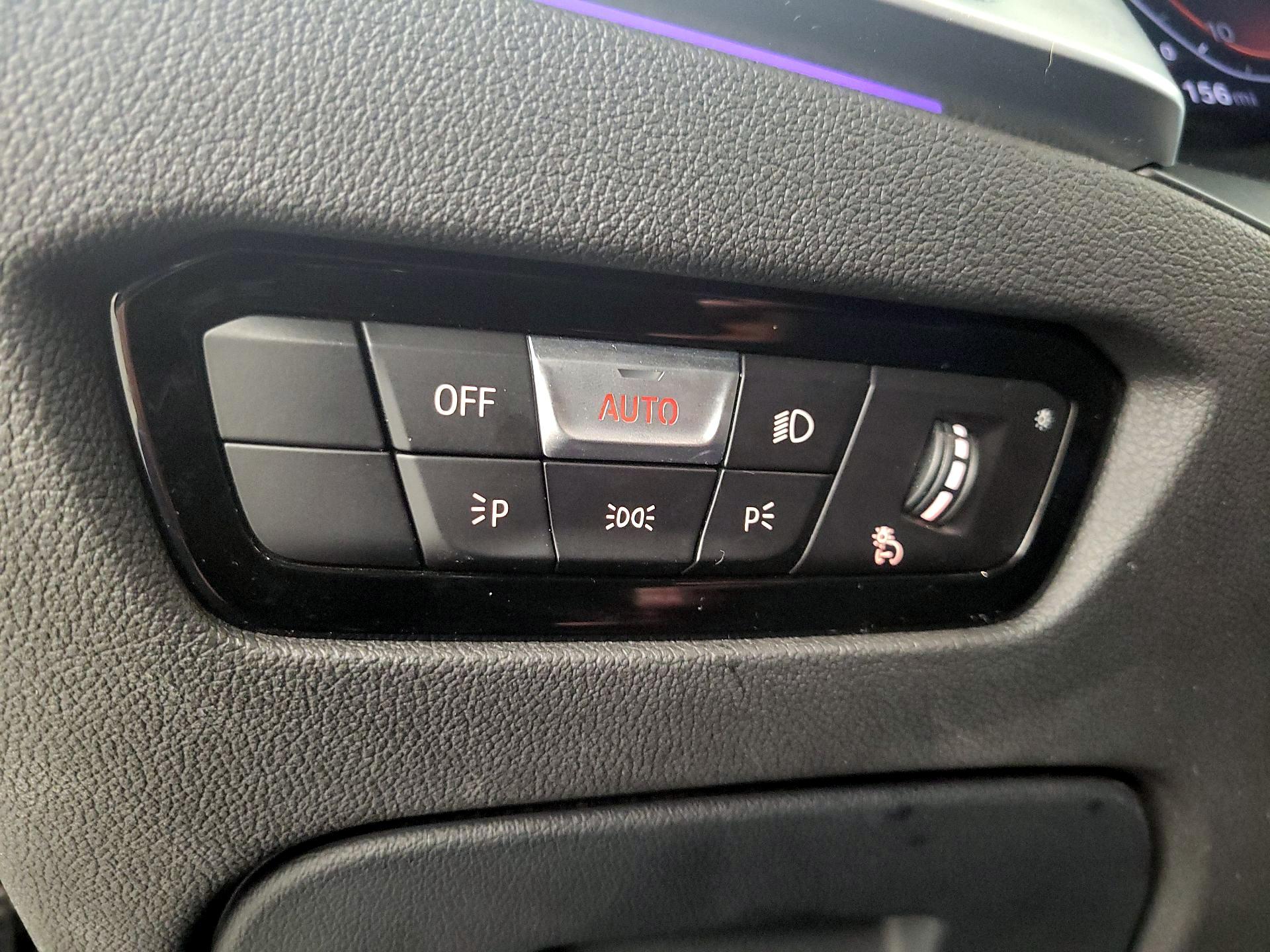 Thumbnail: 2020 BMW 3 Series - 13