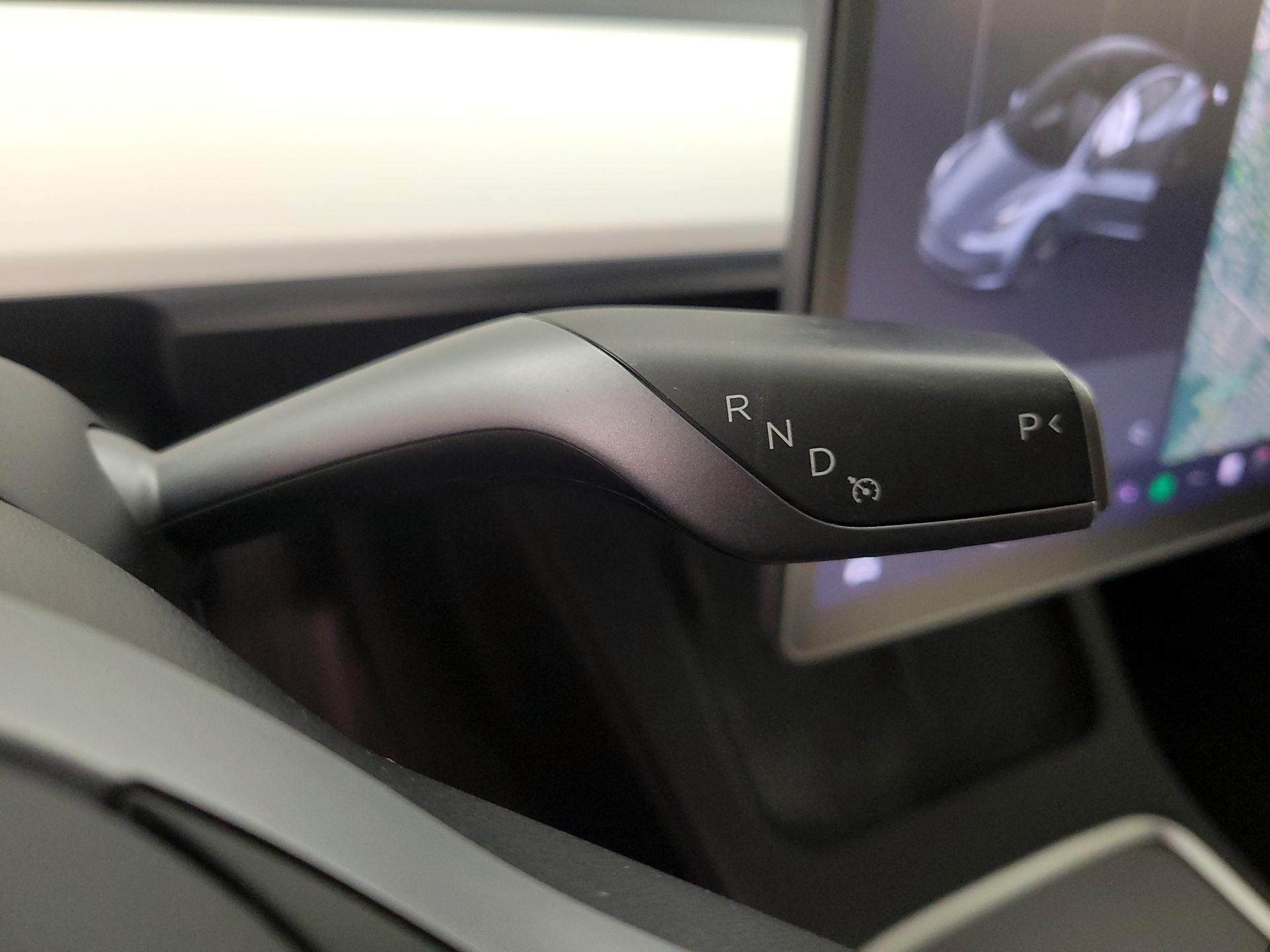 Thumbnail: 2021 Tesla Model 3 - 17