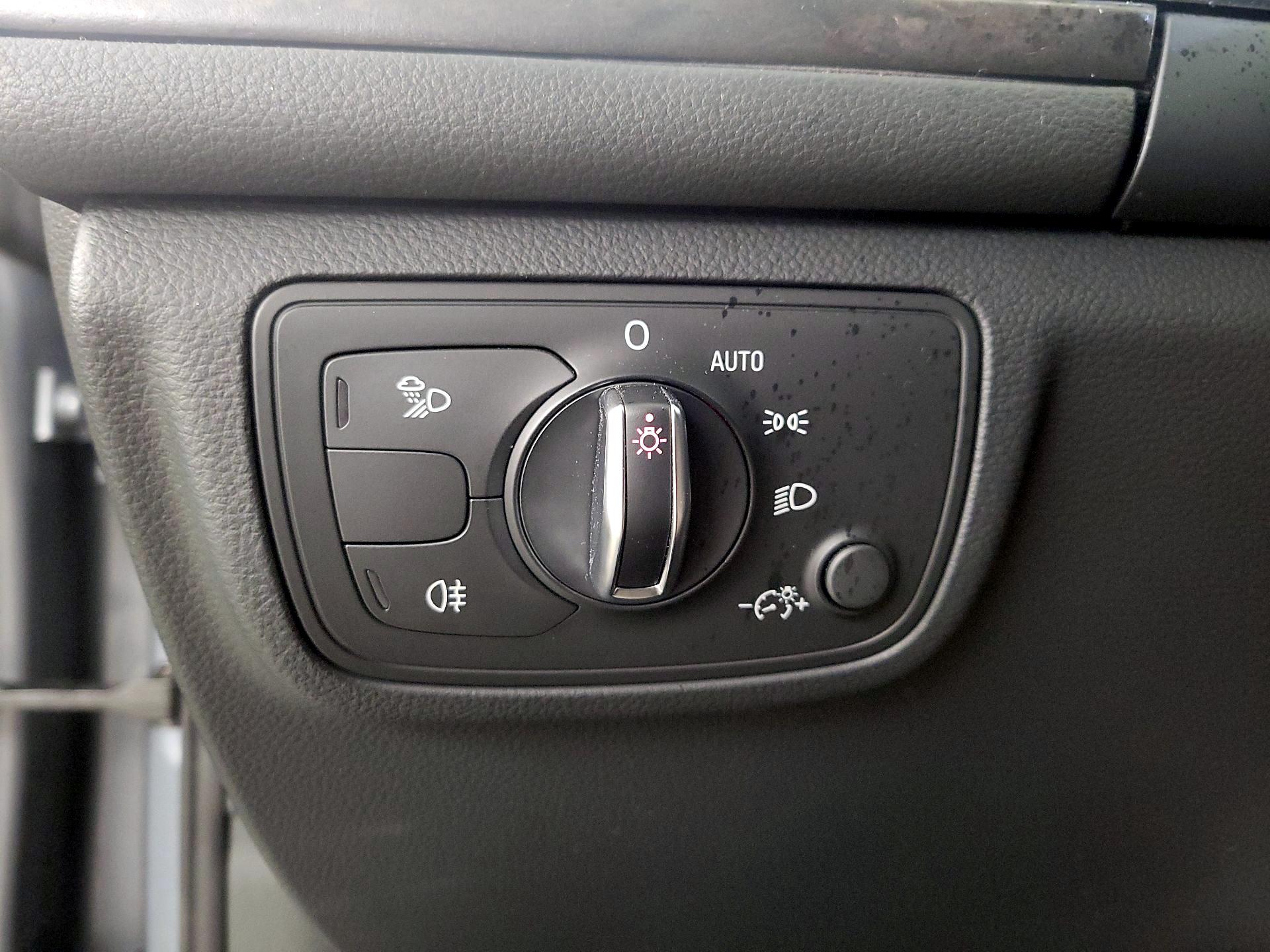 Thumbnail: 2018 Audi A6 - 13