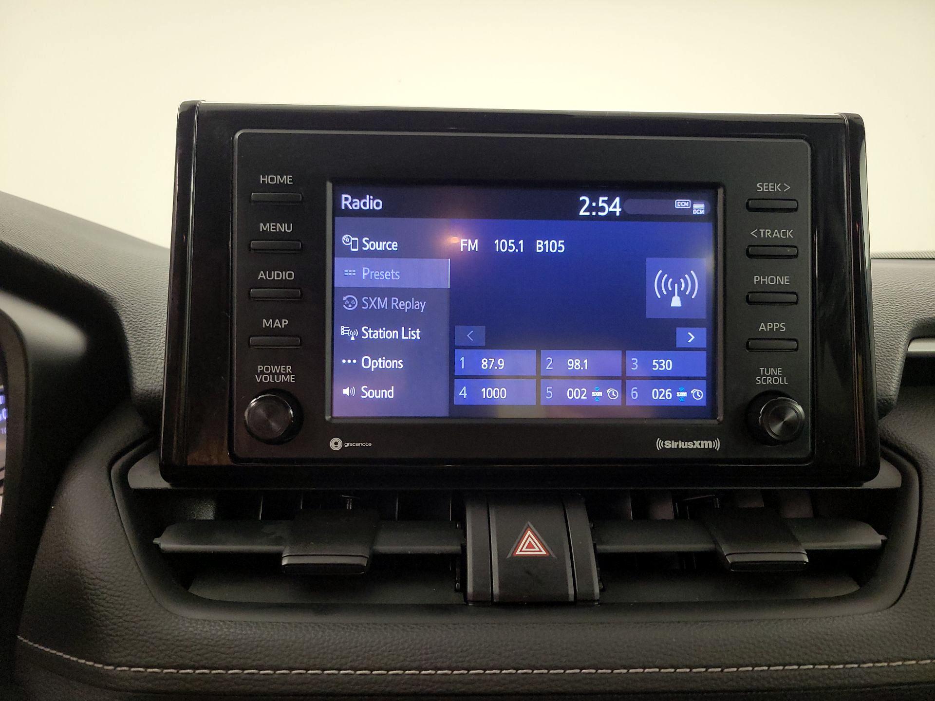 Thumbnail: 2021 Toyota RAV4 - 15