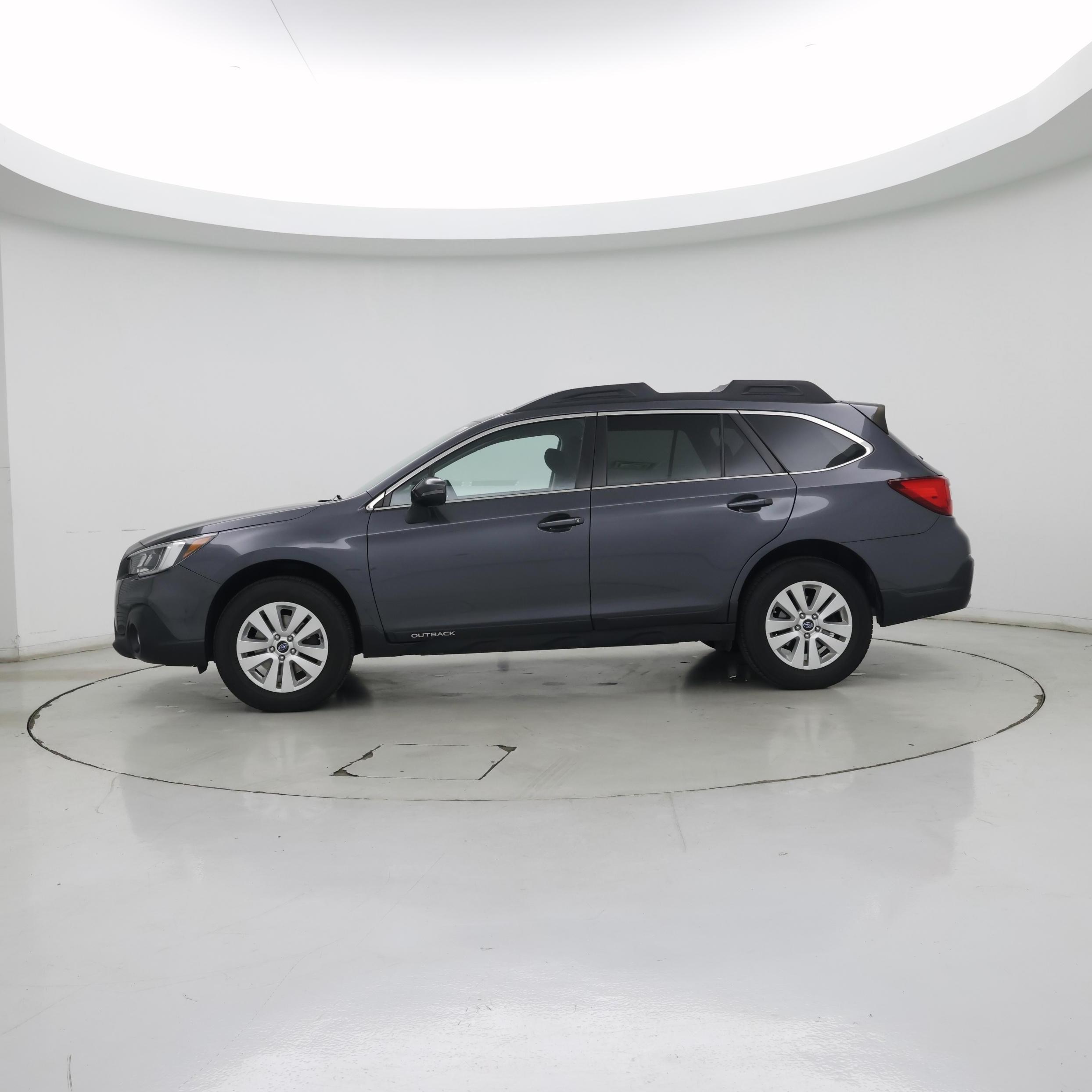 Thumbnail: 2019 Subaru Outback - 3