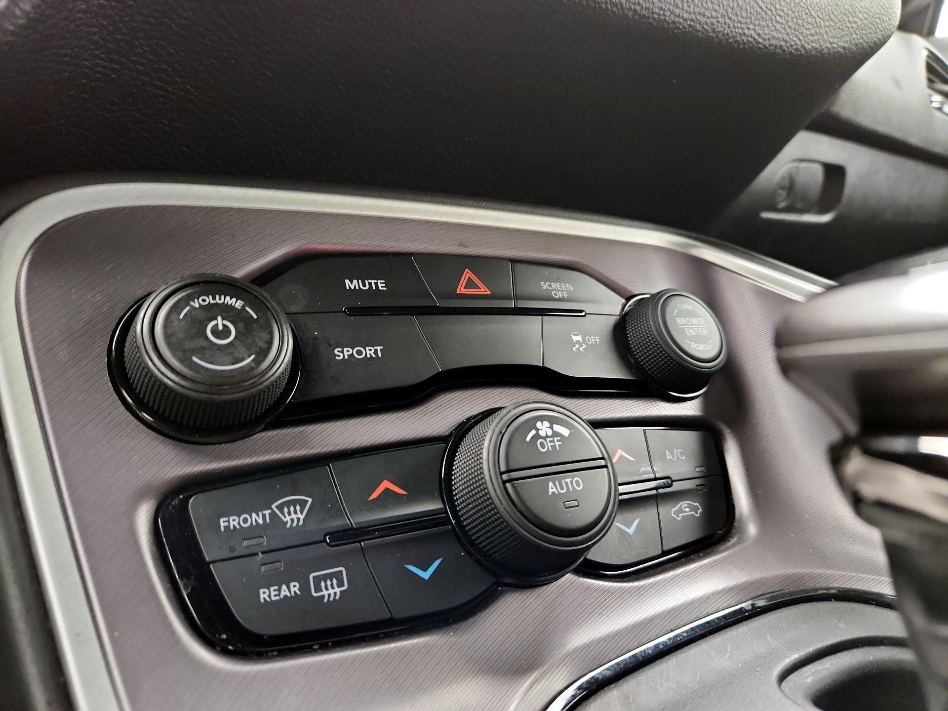 Thumbnail: 2020 Dodge Challenger - 16