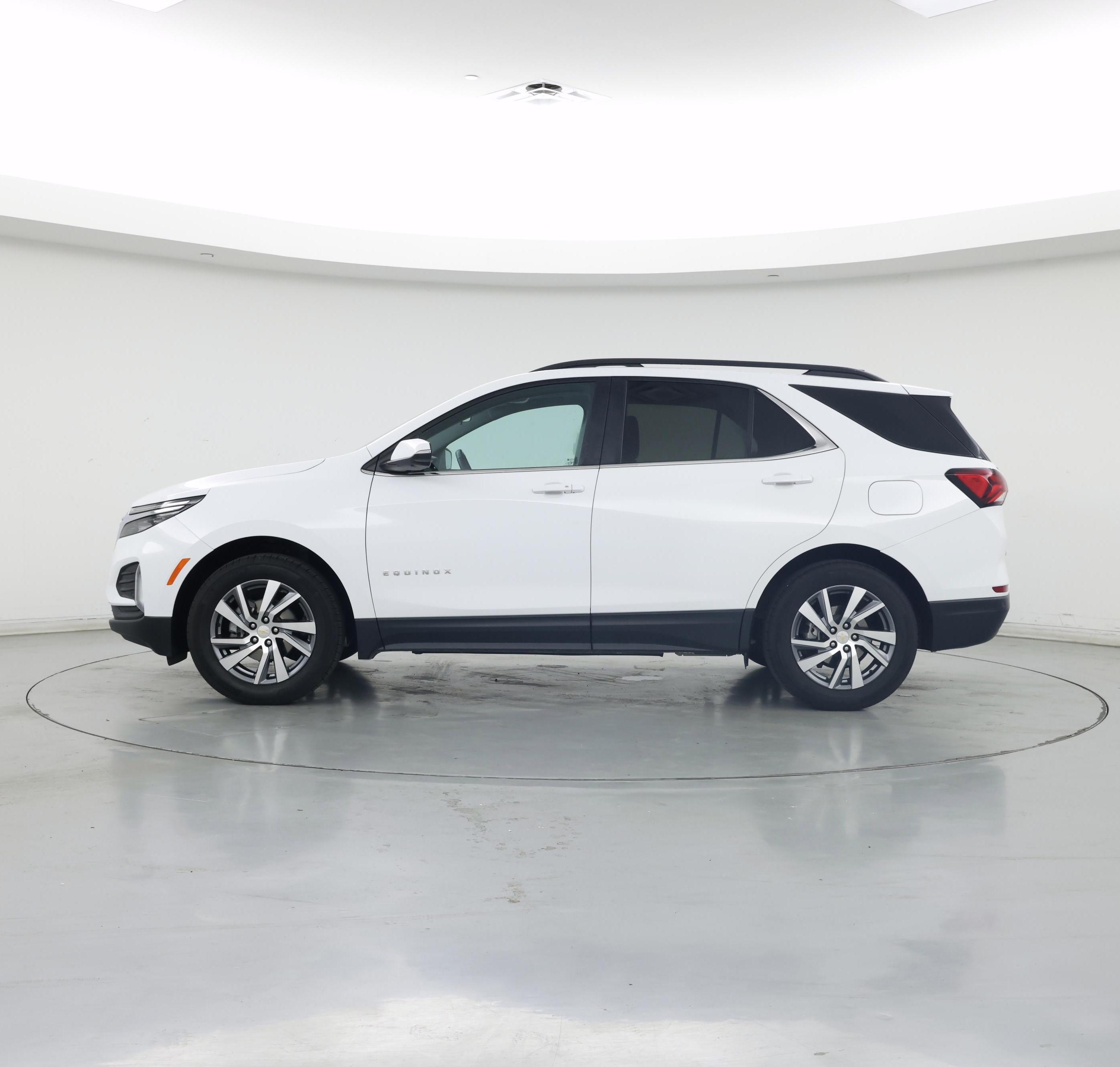 Thumbnail: 2023 Chevrolet Equinox - 3