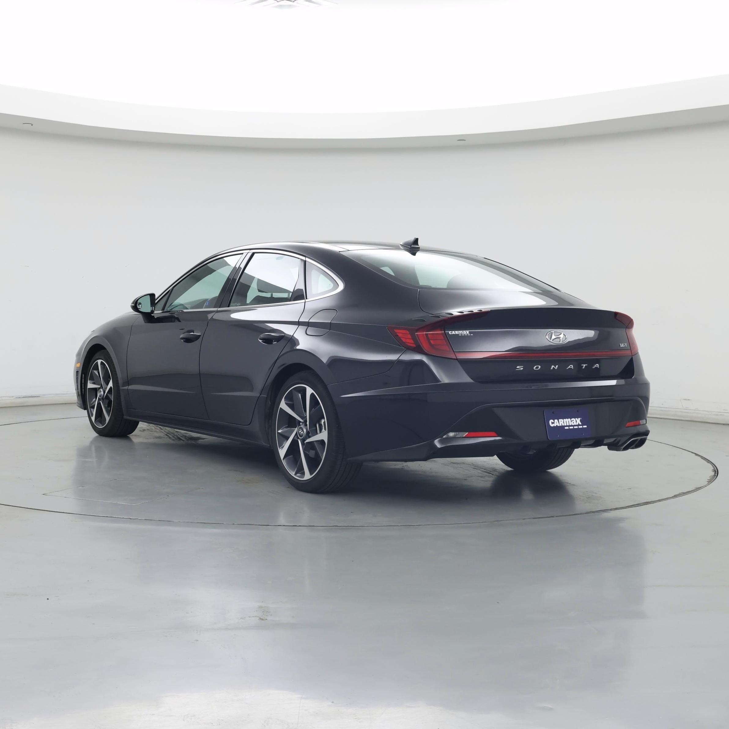 Thumbnail: 2023 Hyundai Sonata - 2