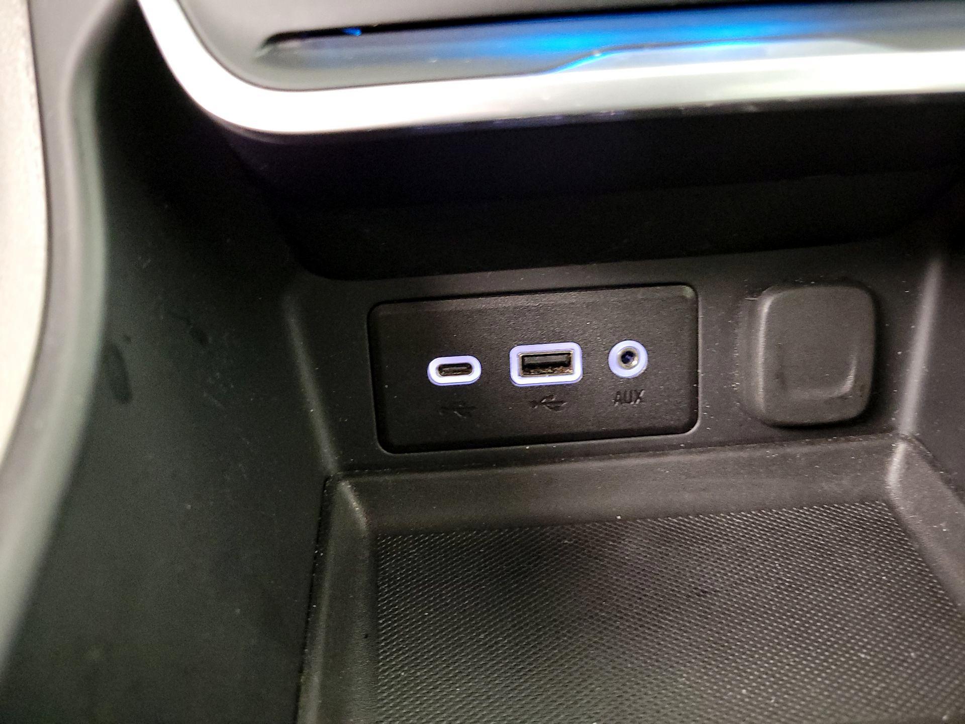 Thumbnail: 2021 GMC Terrain - 18