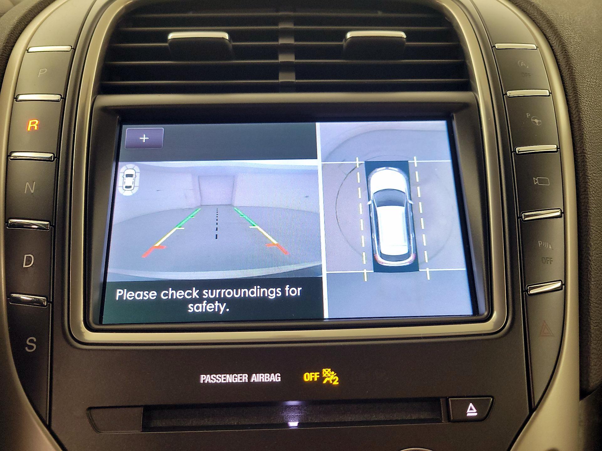 Thumbnail: 2020 Lincoln Nautilus - 15