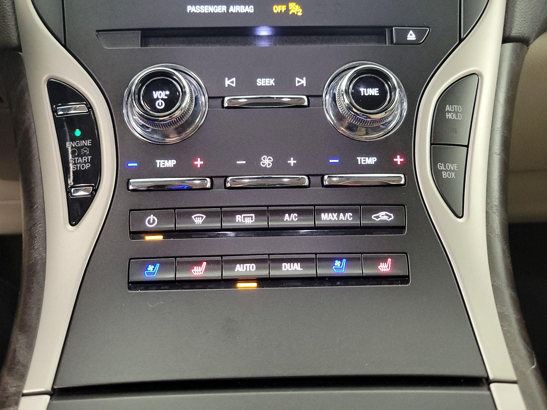 Thumbnail: 2020 Lincoln Nautilus - 17