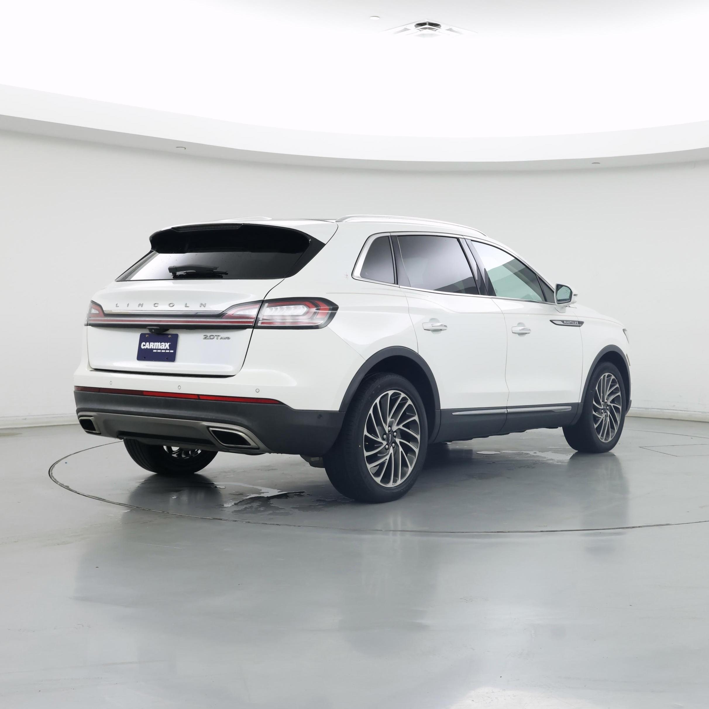 Thumbnail: 2020 Lincoln Nautilus - 8