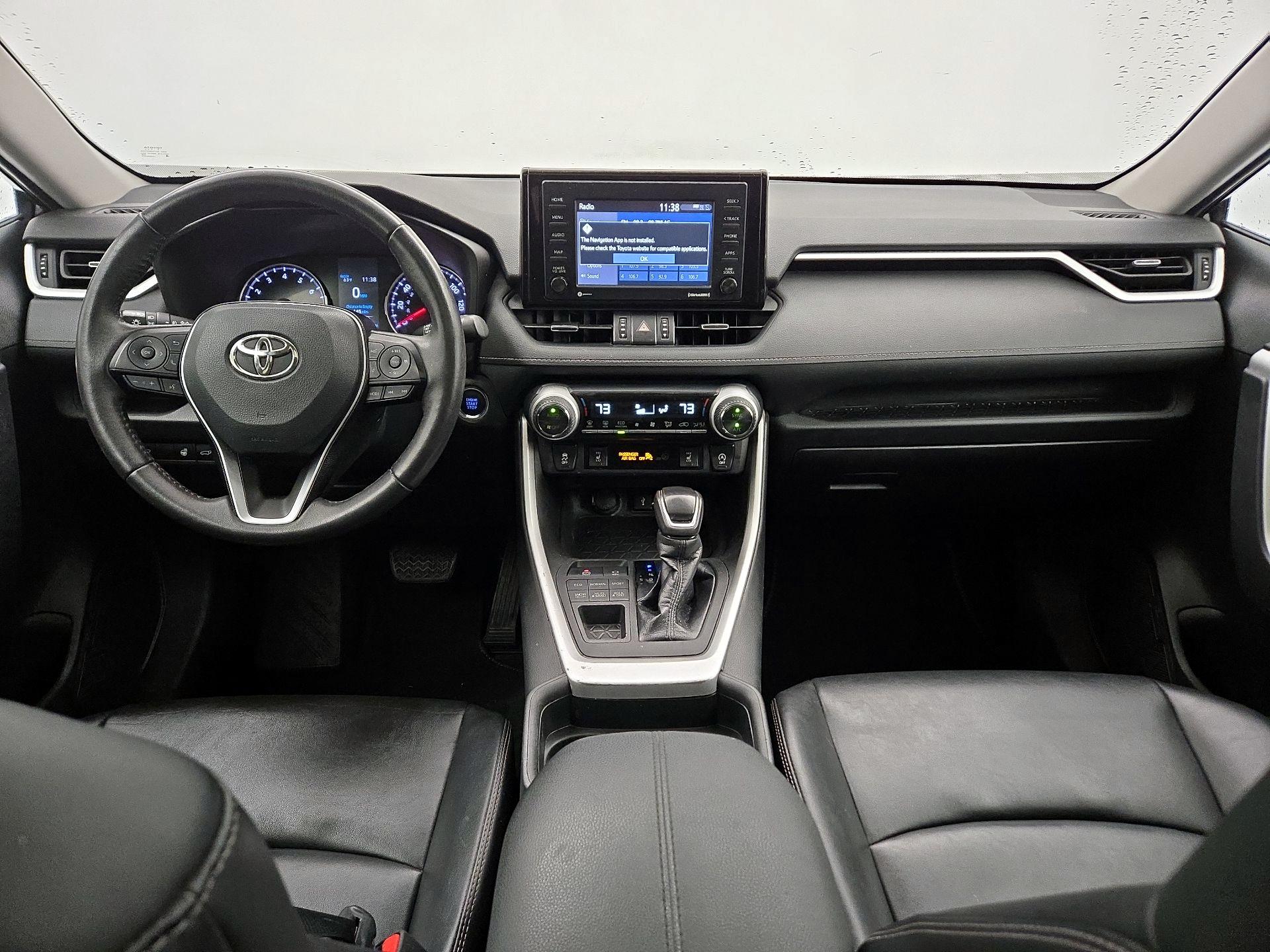 Thumbnail: 2021 Toyota RAV4 - 9