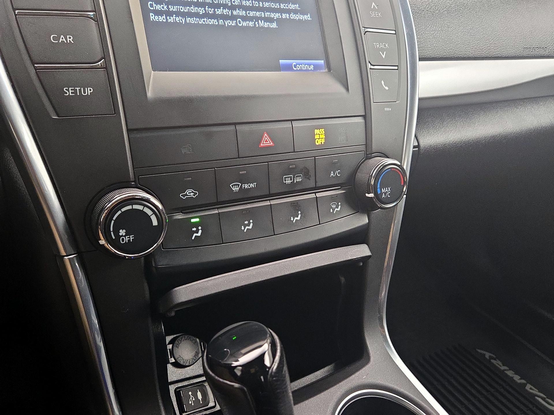 Thumbnail: 2017 Toyota Camry - 16