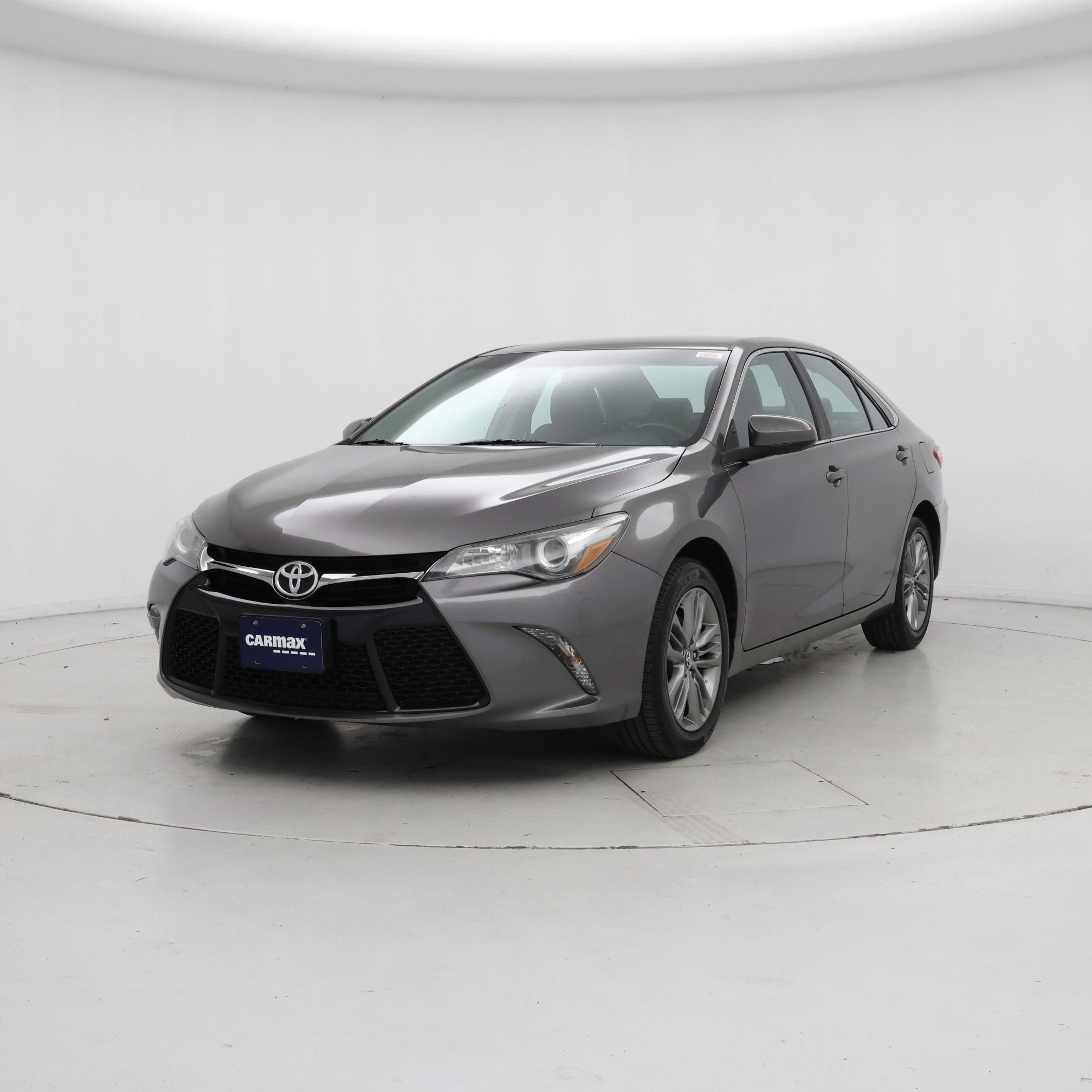 Thumbnail: 2017 Toyota Camry - 4