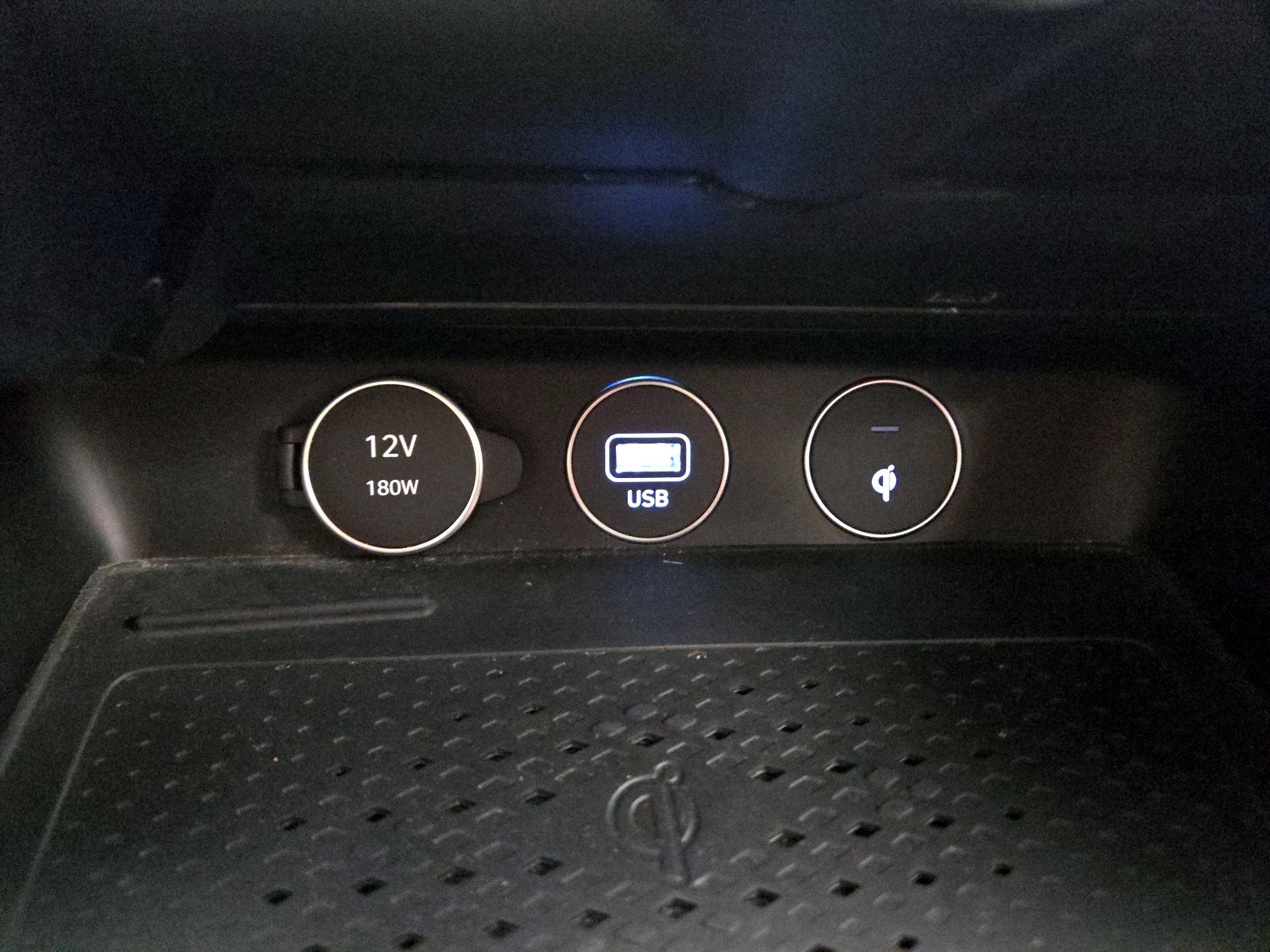 Thumbnail: 2022 Genesis G70 - 19