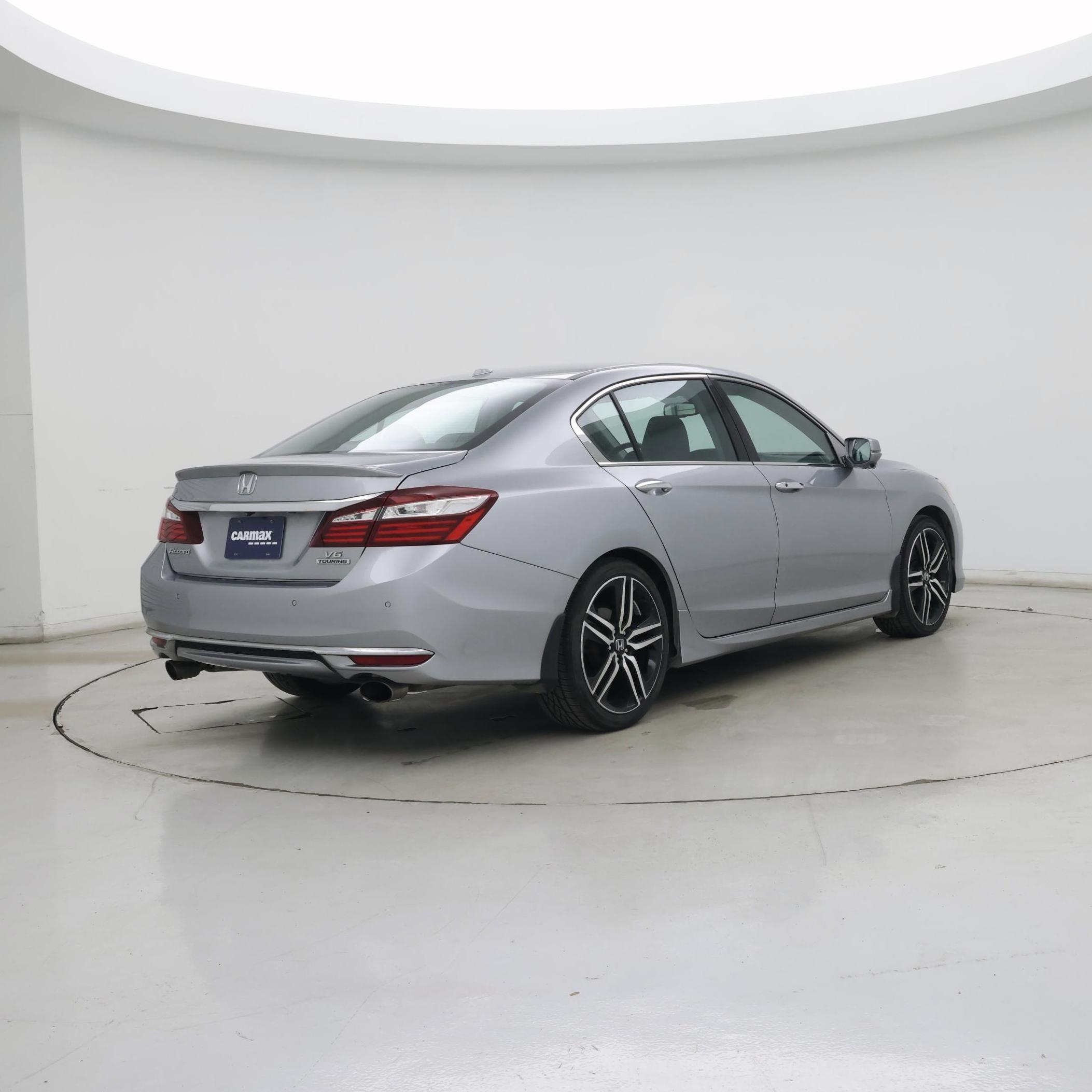 Thumbnail: 2017 Honda Accord - 8