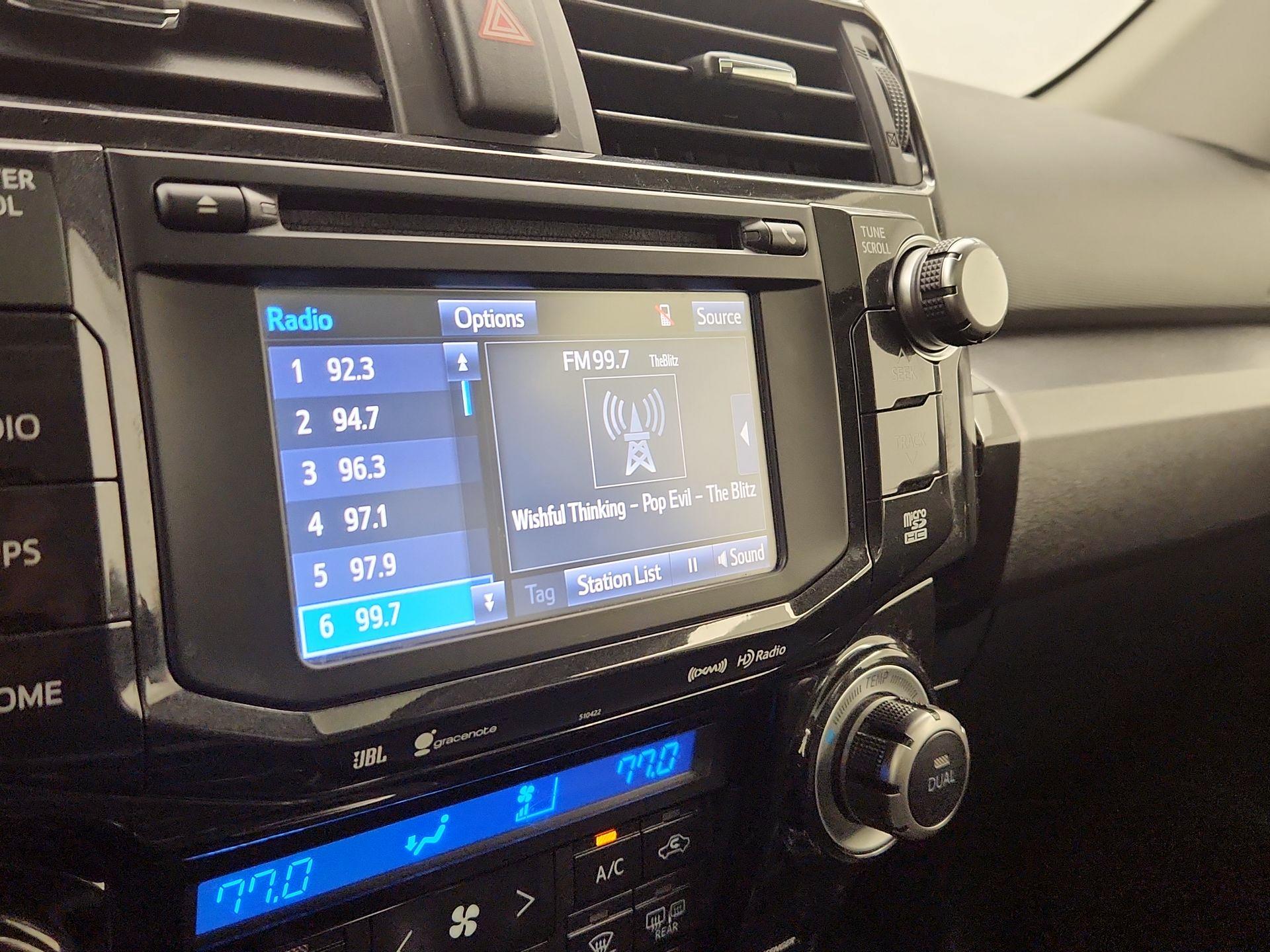 Thumbnail: 2019 Toyota 4Runner - 15