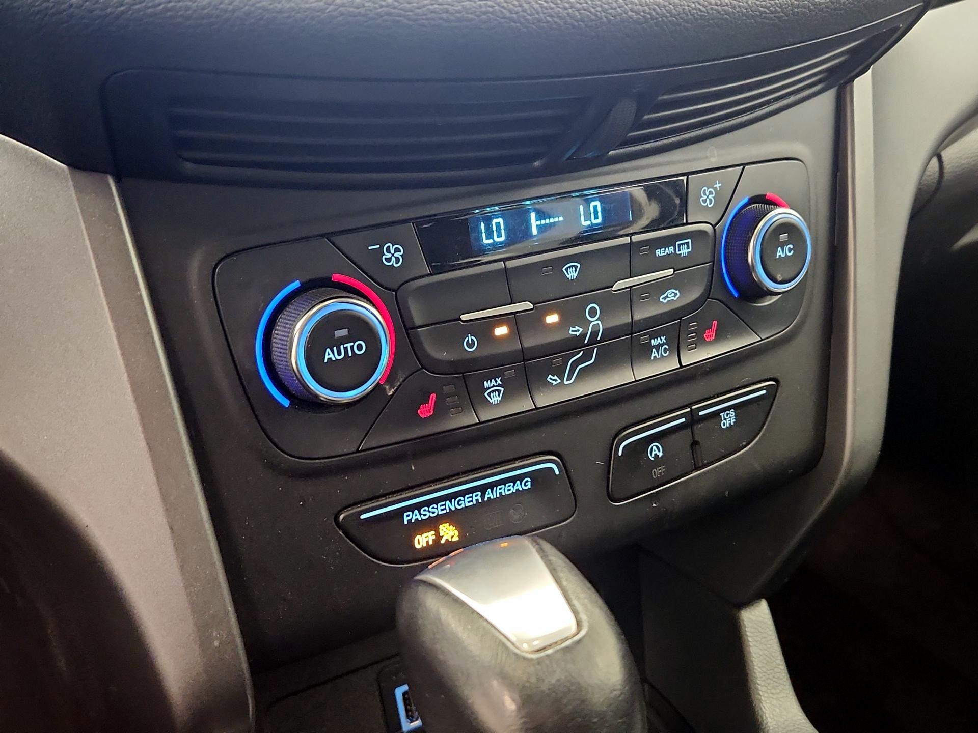 Thumbnail: 2017 Ford Escape - 17