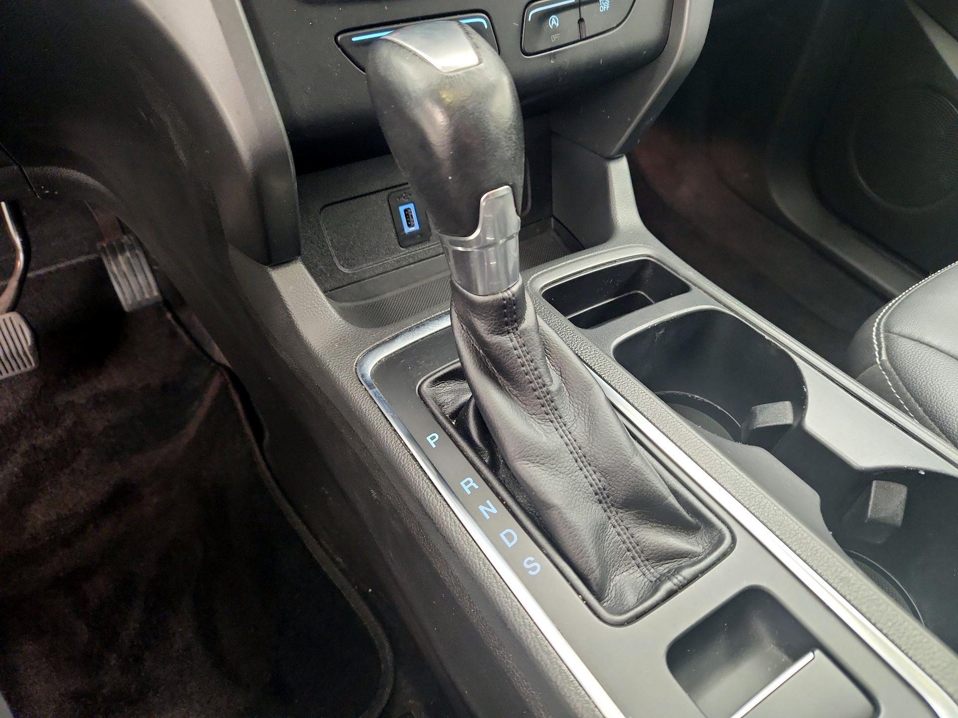 Thumbnail: 2017 Ford Escape - 18