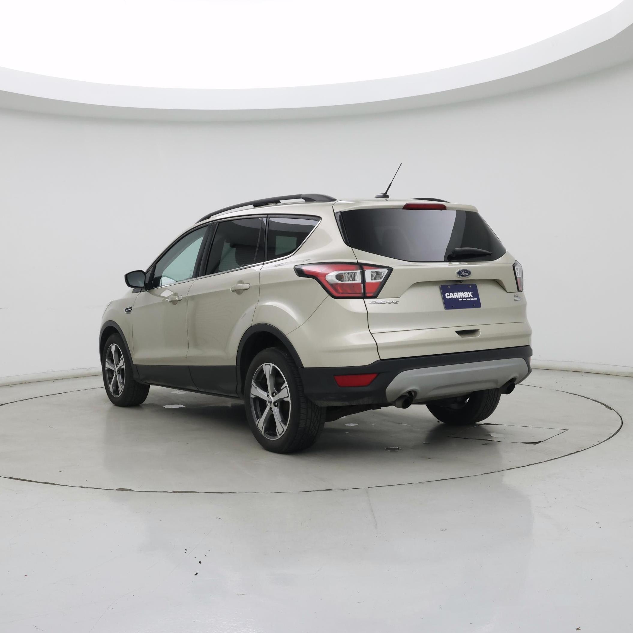 Thumbnail: 2017 Ford Escape - 2