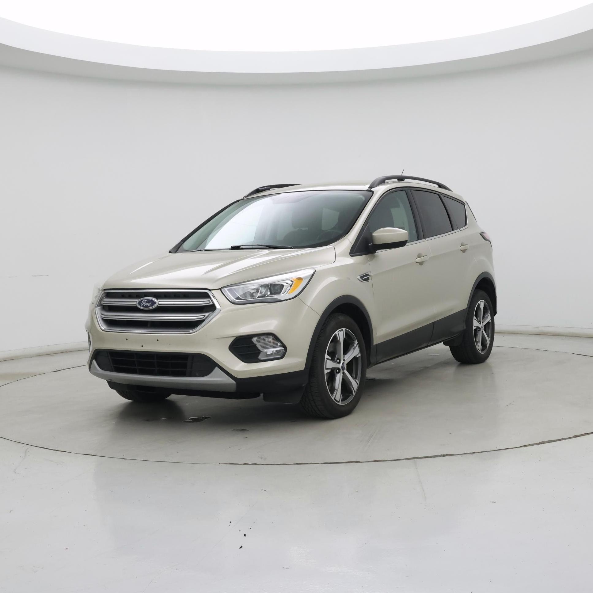 Thumbnail: 2017 Ford Escape - 4