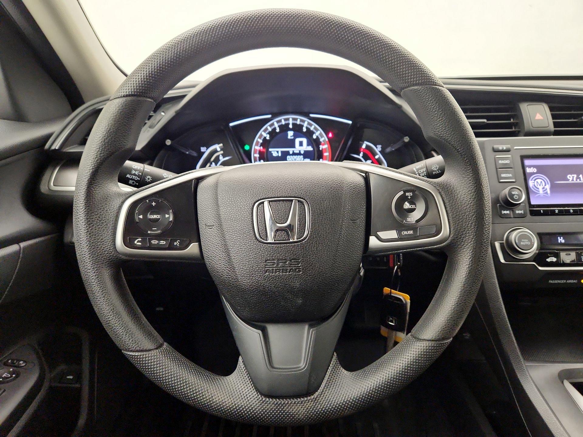 Thumbnail: 2017 Honda Civic - 10