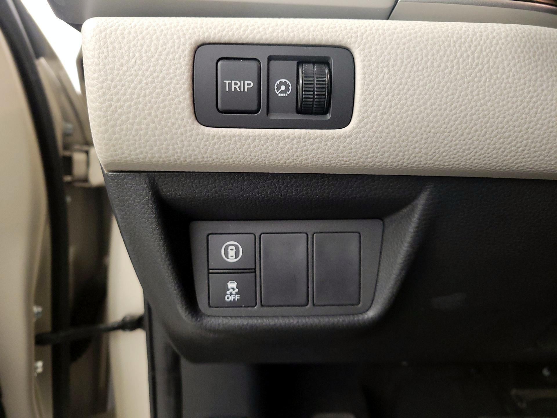 Thumbnail: 2018 Honda Accord - 13