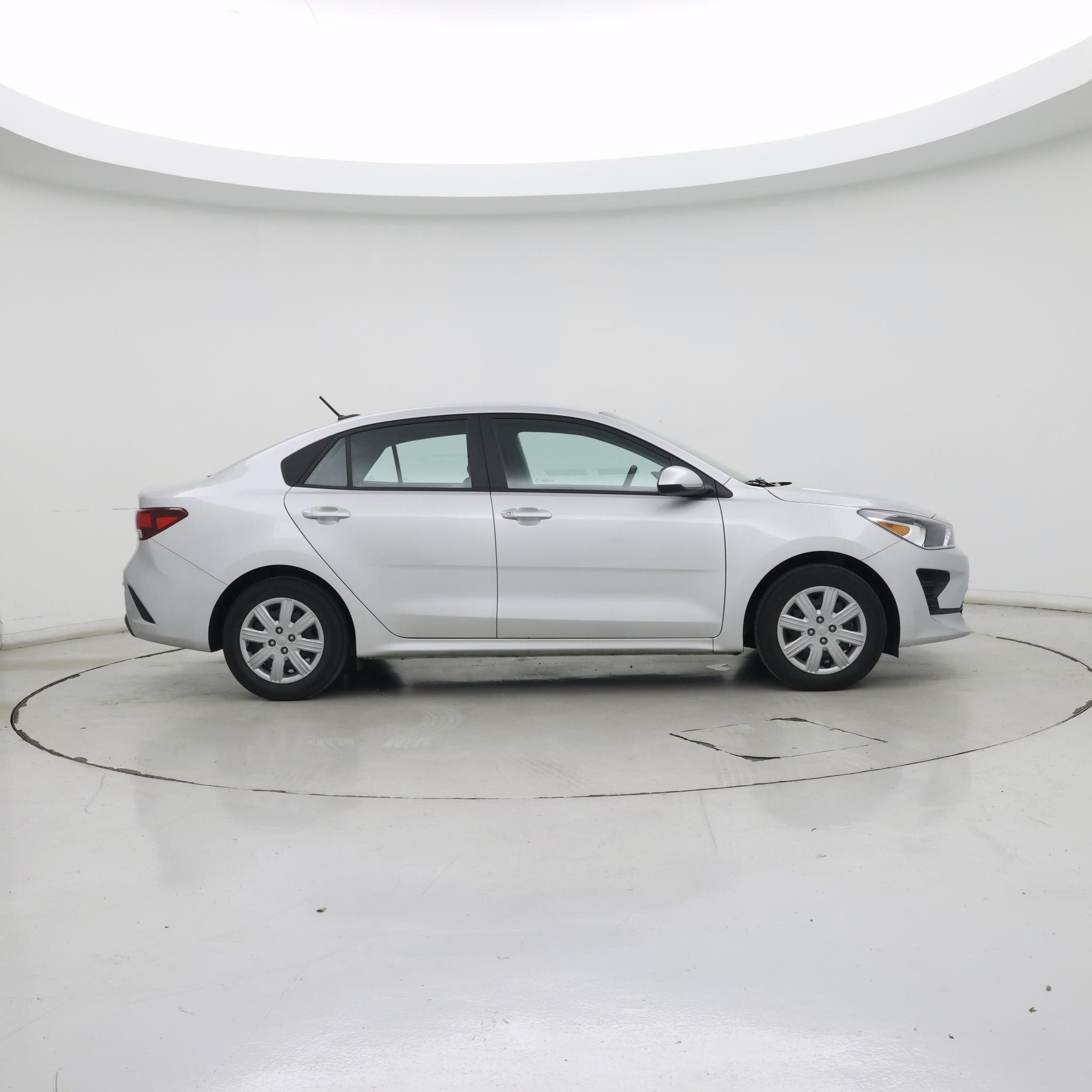 Thumbnail: 2023 Kia Rio - 7